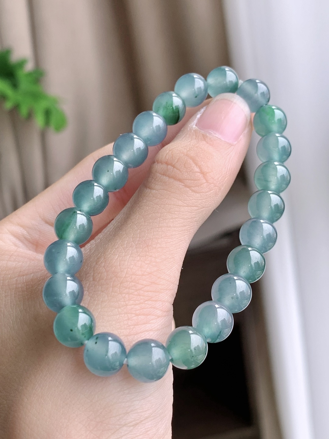 【珠子】冰天空蓝手串圆珠子手串 【说明】 性比高 老蓝水 【尺寸】8.4mm 【重量】23.2克