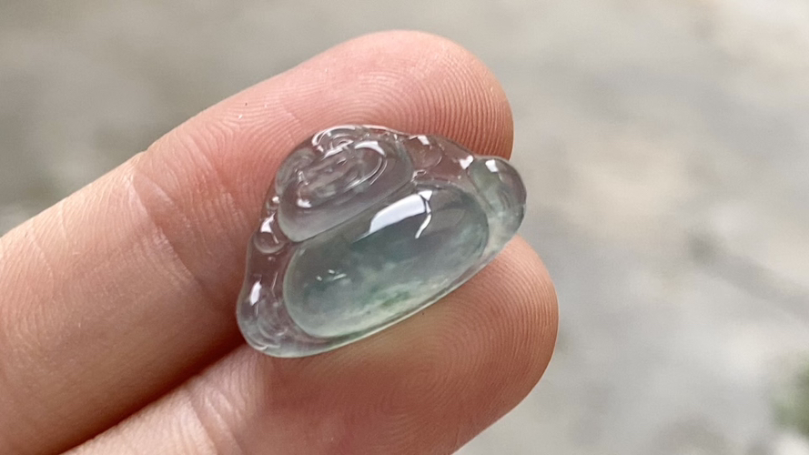 ️ 玻璃种飘绿佛公 18.8*12.2*6.2 完整
