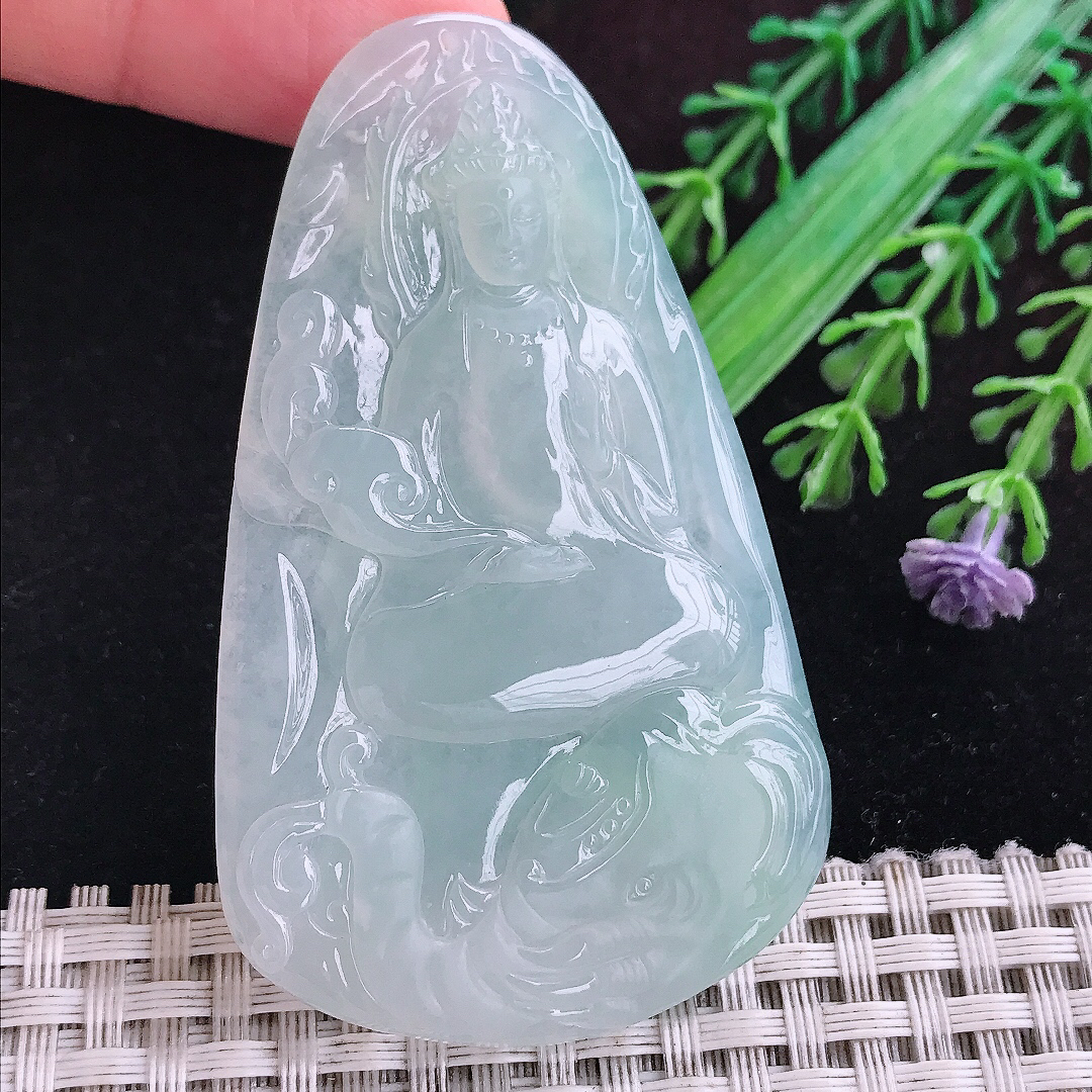 实拍A货翡翠67/40/5.8老坑冰胶果冻晴底普贤菩萨吊坠生肖守护神
