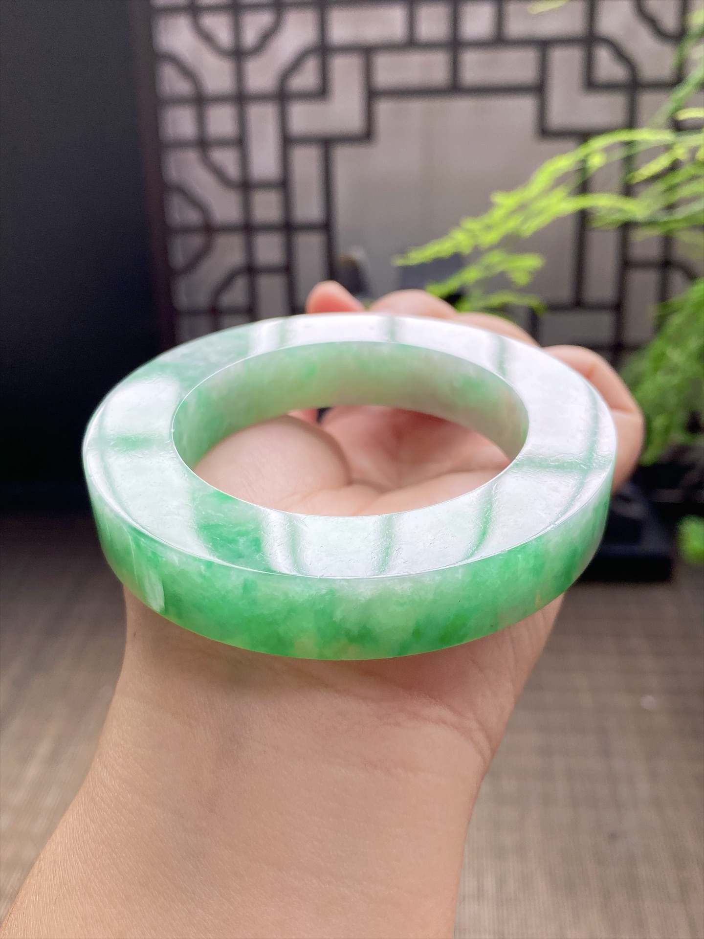 阳绿手镯胚 尺寸52-76-13 编号JF1144-1