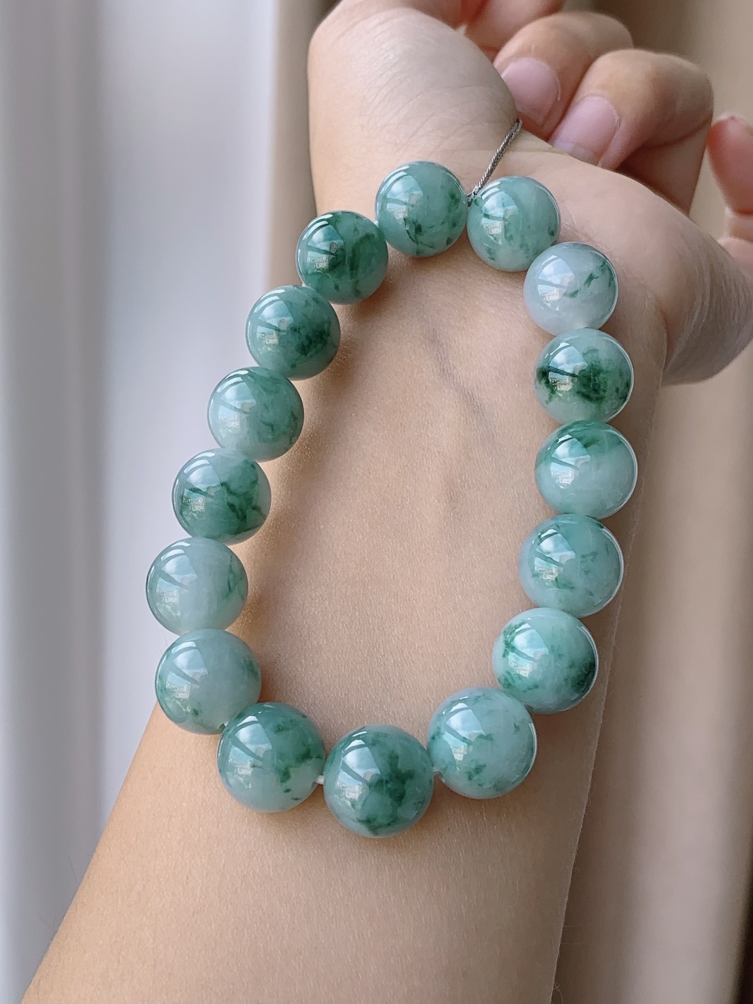【珠子】飘花手链圆珠珠子手链 【说明】缅甸 性比高 【尺寸】12.6mm 【重量】56.6克