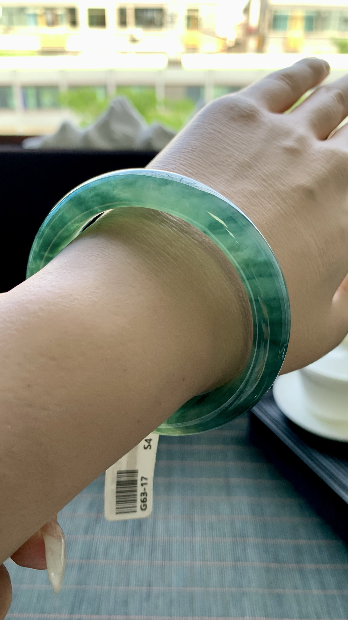 湖水绿冰飘花正圈手镯成品 G63-17 尺寸：54.5-12-8，G63-17
