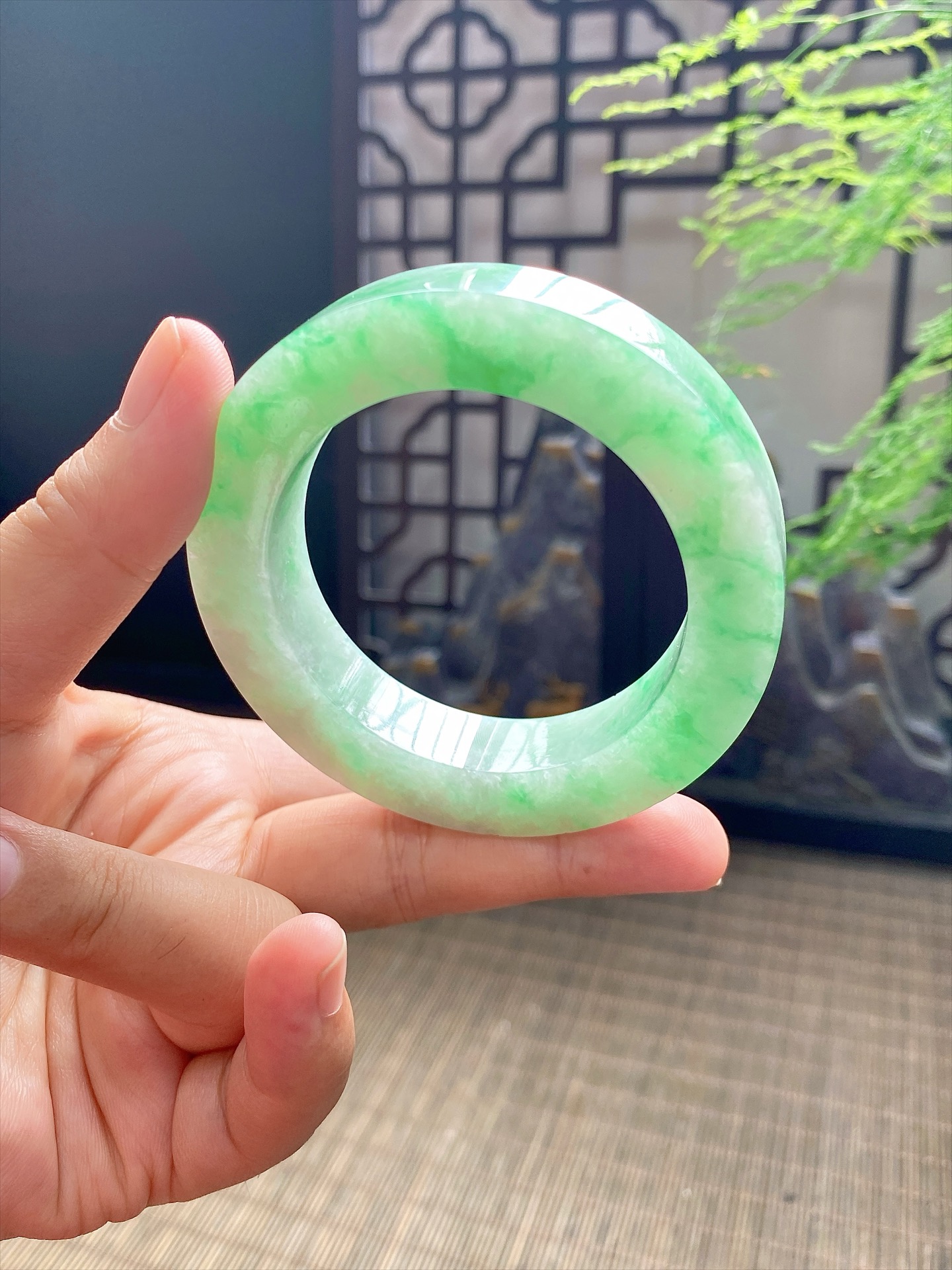 阳绿手镯胚 尺寸52-73-13 编号JF1144-2