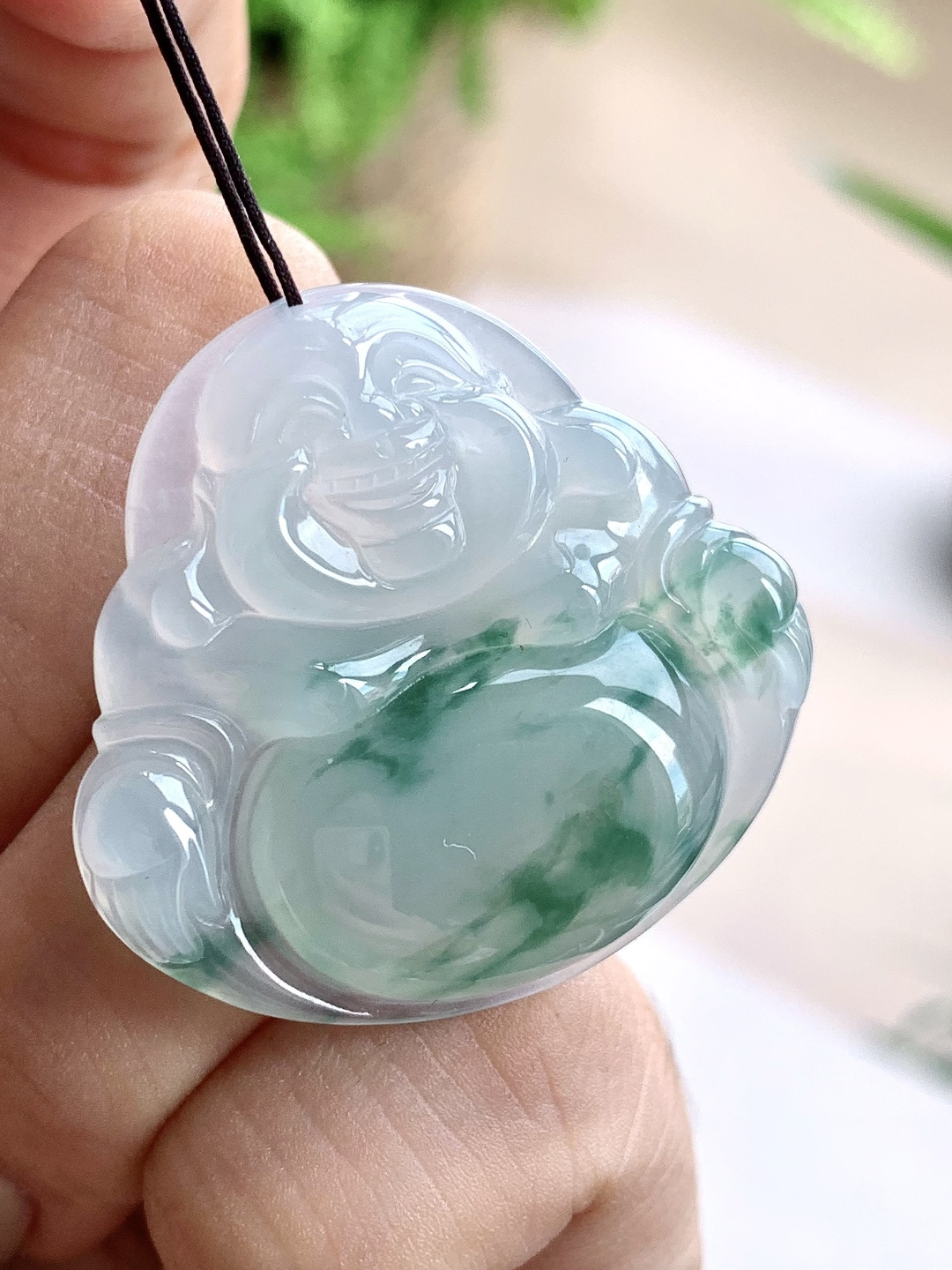 【裸石】️冰种飘花大佛公吊坠 【说明】缅甸 性比高 厚装 【尺寸】32.8-35-6 【重量】10克