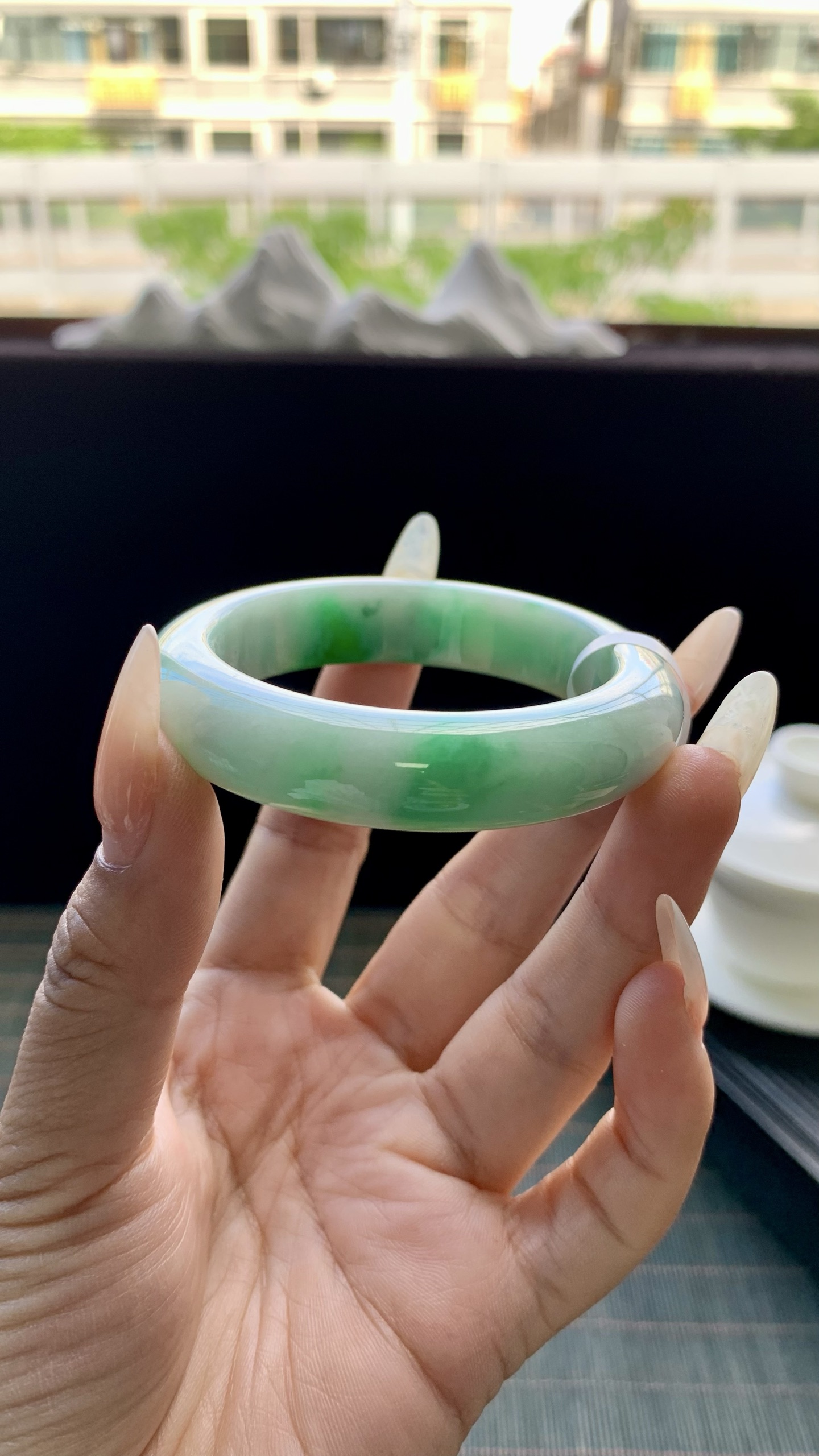飘阳绿小圈口正圈手镯成品 HYY-3838 尺寸：48-12-9