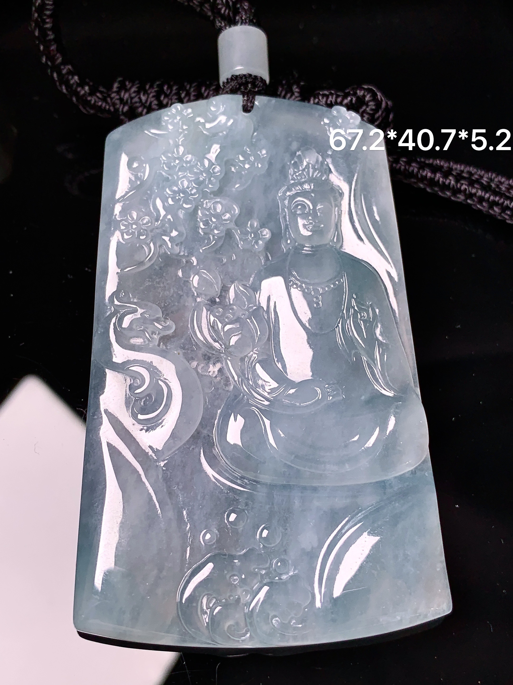 冰种观音菩萨吊坠 玉质细腻 色泽艳丽清新 水润亮眼 整体尺寸67.2*40.7*5.2 L1