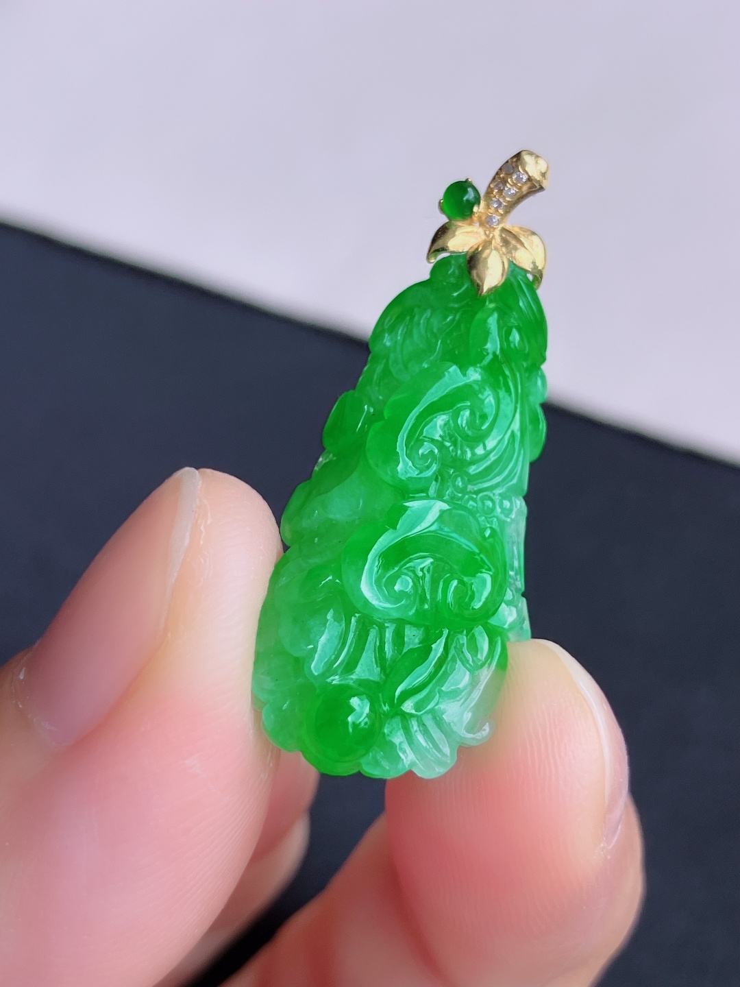 ️翠绿百财，晶莹剔透，色美清爽，尺寸33.6/30/14.6/7/自然光实拍