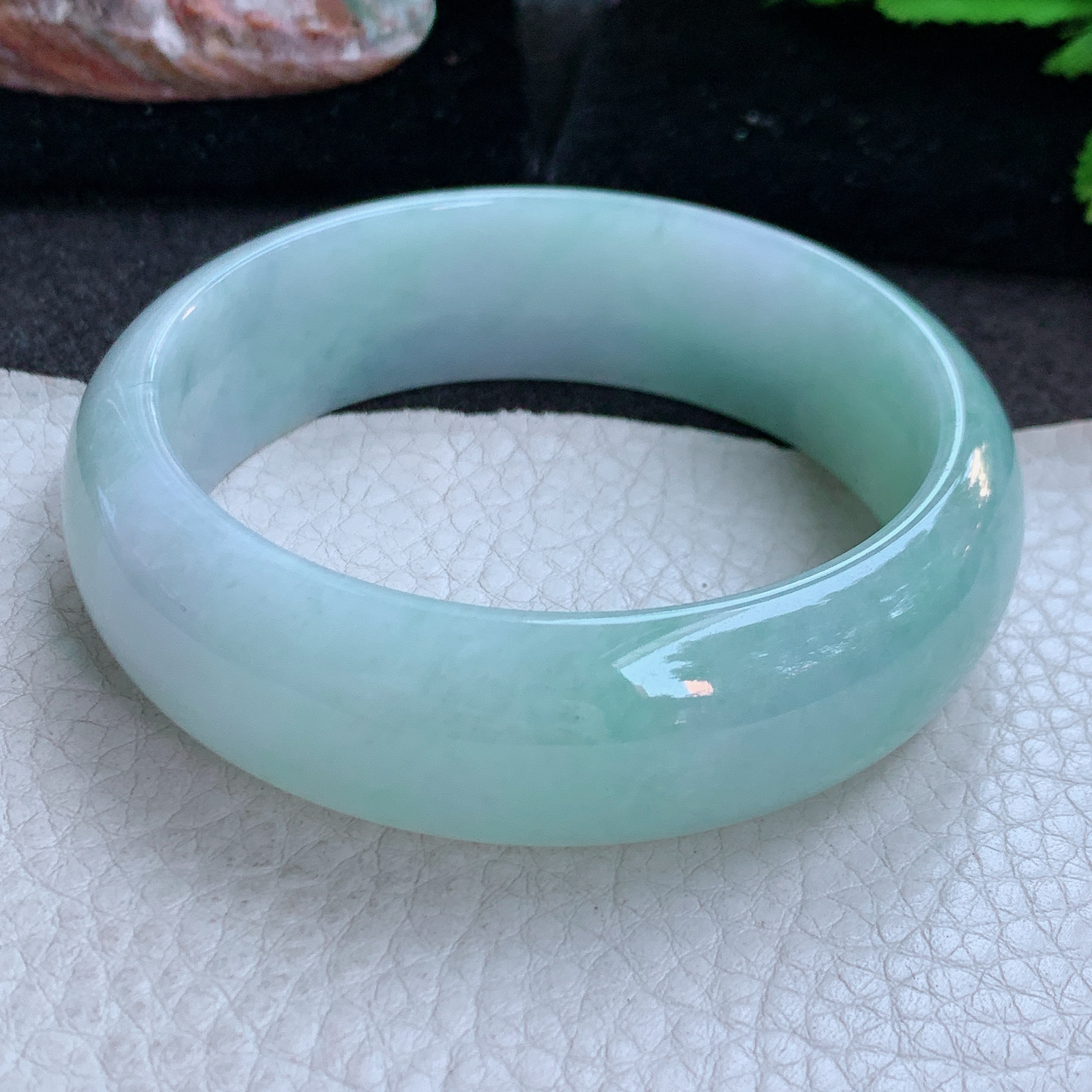 hy稀有款59*19*8轮胎镯 缅甸翡翠a货玉手镯淡雅水润宽边玉手环