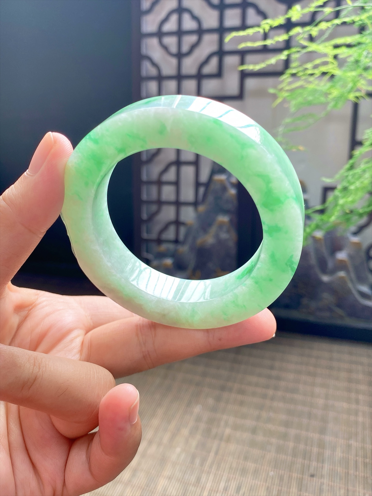 阳绿手镯胚 尺寸52-73-13 编号JF1144-2