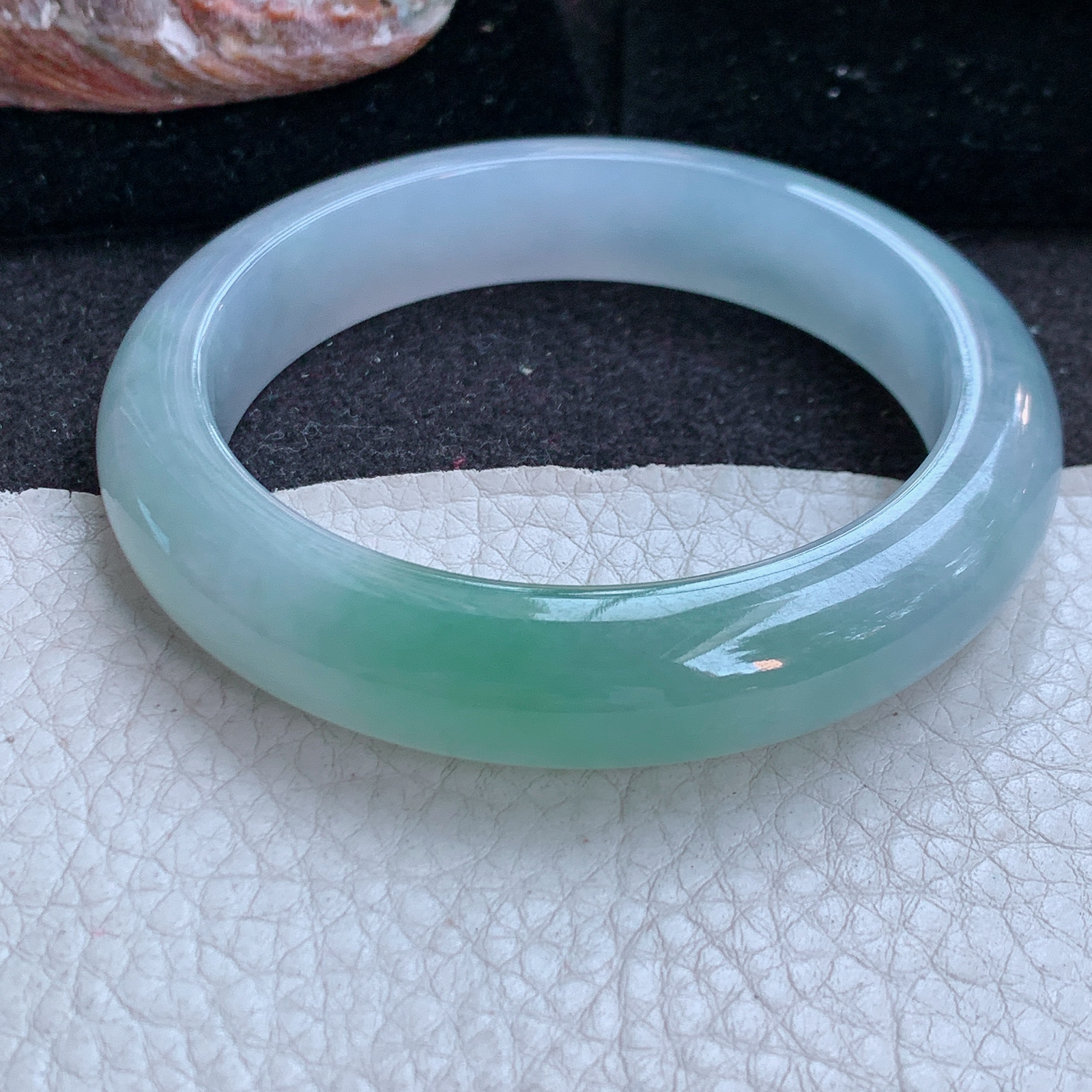 z实拍56.5*12.8*8.8招财镯 缅甸翡翠a货玉手镯冰润半山水宽边玉手环