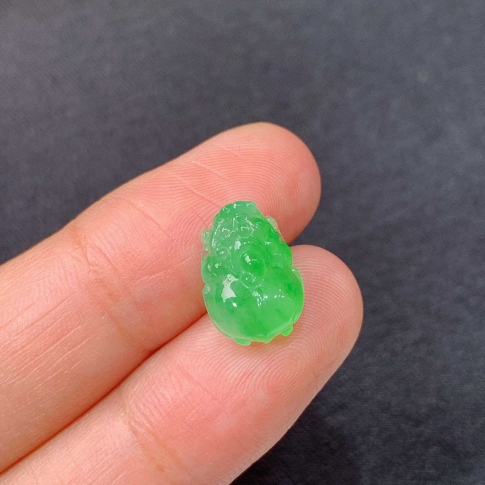 冰阳绿貔貅，镶嵌佳品，冰润细腻，种水足，Xg 尺寸12.3*8.6*4.9