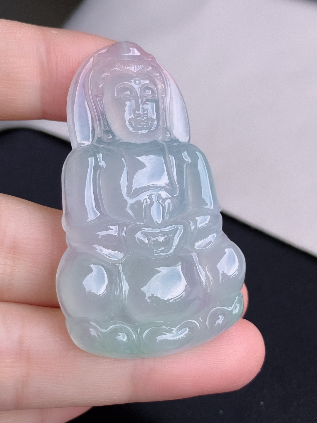 ️，冰透观音，晶莹剔透，面容慈祥。尺寸55.8/34.8/6/自然光实拍