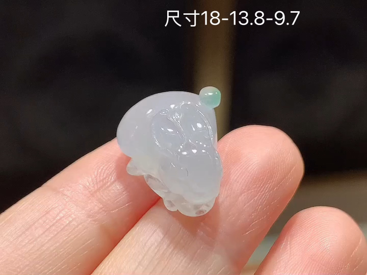 ️ 冰飘花生肖兔 无裂 尺寸，18-13.8-9.7