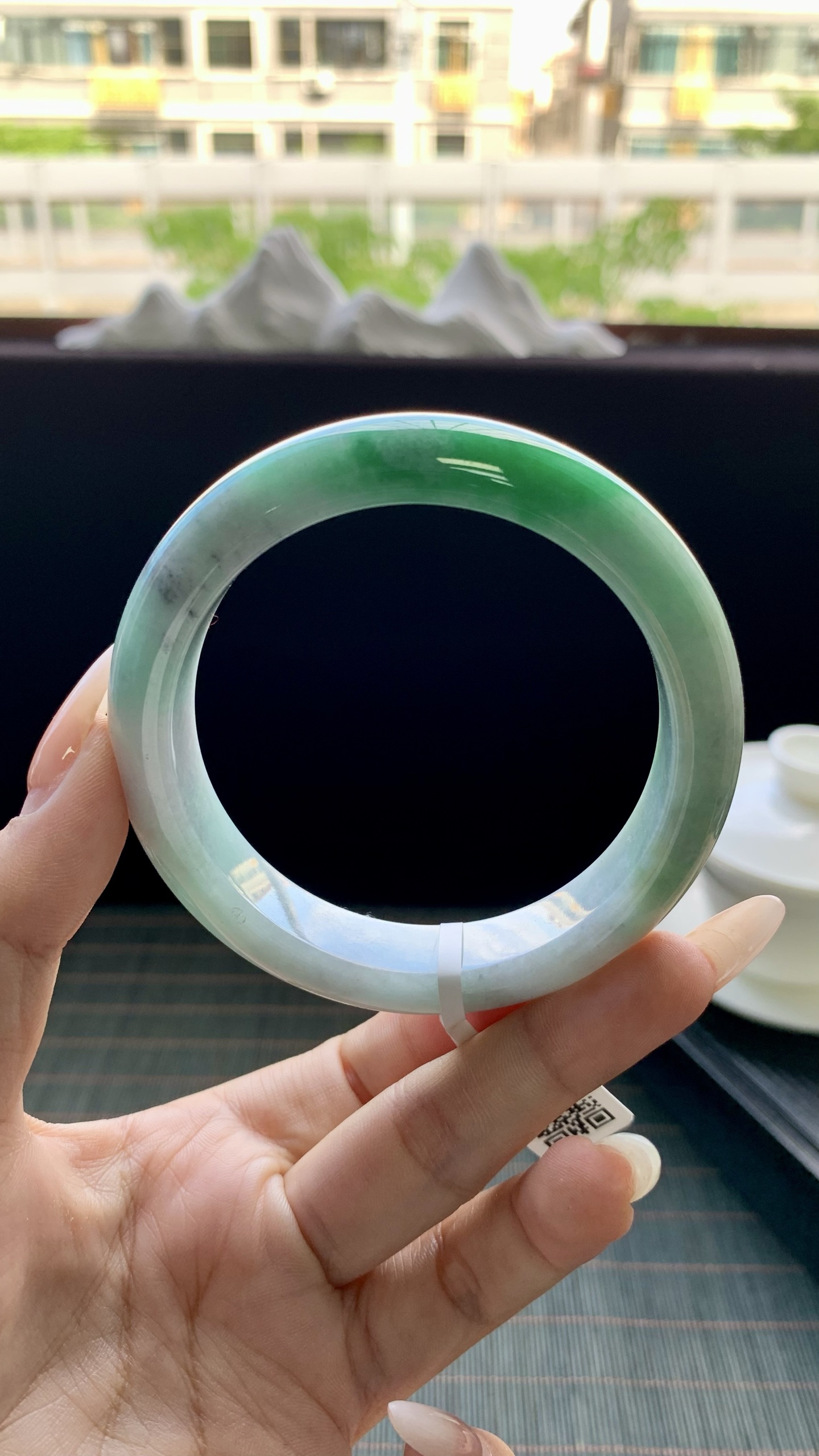 飘阳绿乌鸡花正圈手镯成品 HYY-9374 尺寸：58.5-13-9