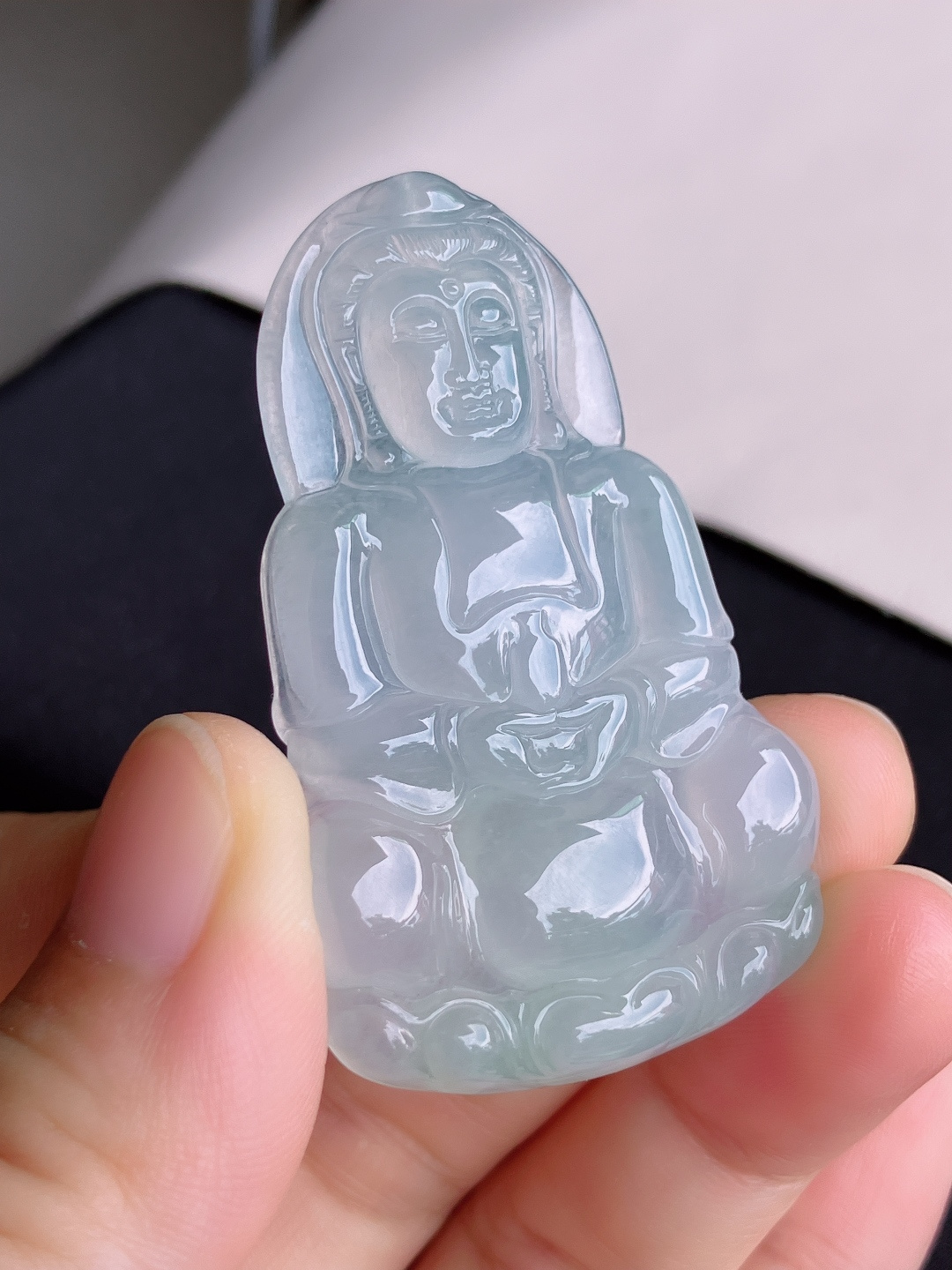 ️，冰透观音，晶莹剔透，面容慈祥。尺寸55.8/34.8/6/自然光实拍