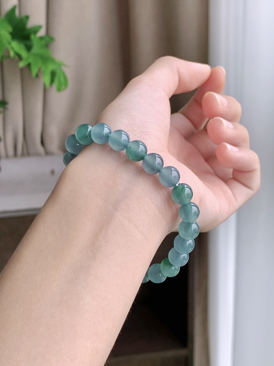 【珠子】冰天空蓝手串圆珠子手串 【说明】 性比高 老蓝水 【尺寸】8.4mm 【重量】23.2克