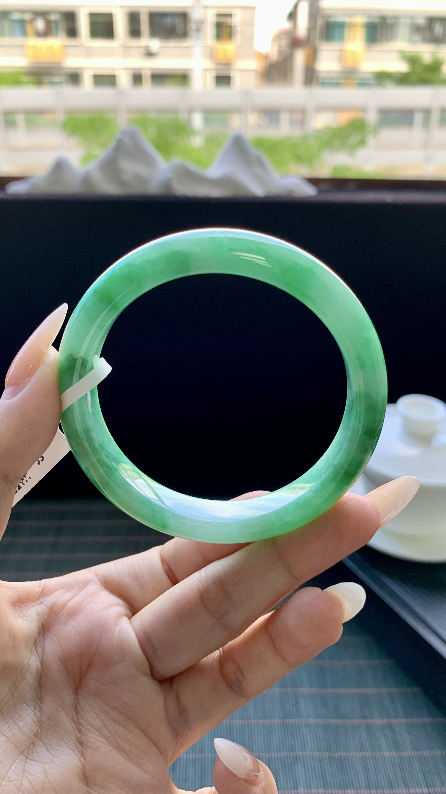 飘阳绿正圈手镯成品 A903-8 尺寸：55-11.5-8