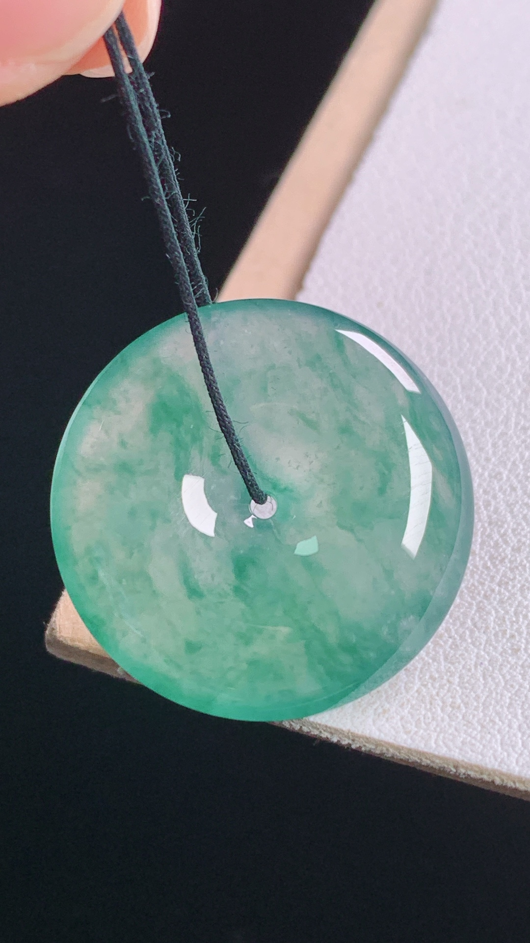 冰蓝飘花平安扣 花色灵动，种色兼备，无裂 尺寸:24.0-5.0mm 3