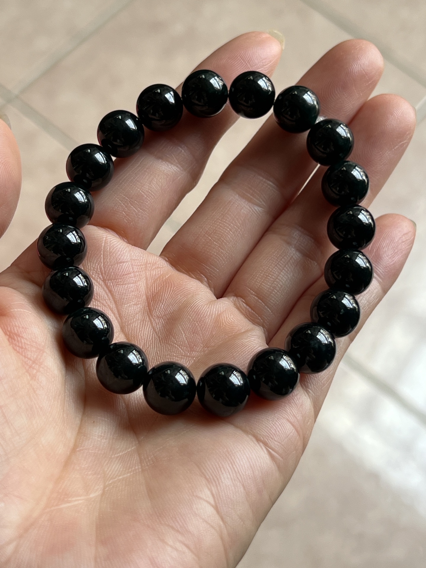️ 10.7 5号墨翠精品手链 10mm 乌黑油亮 质地细腻 灯照翠绿