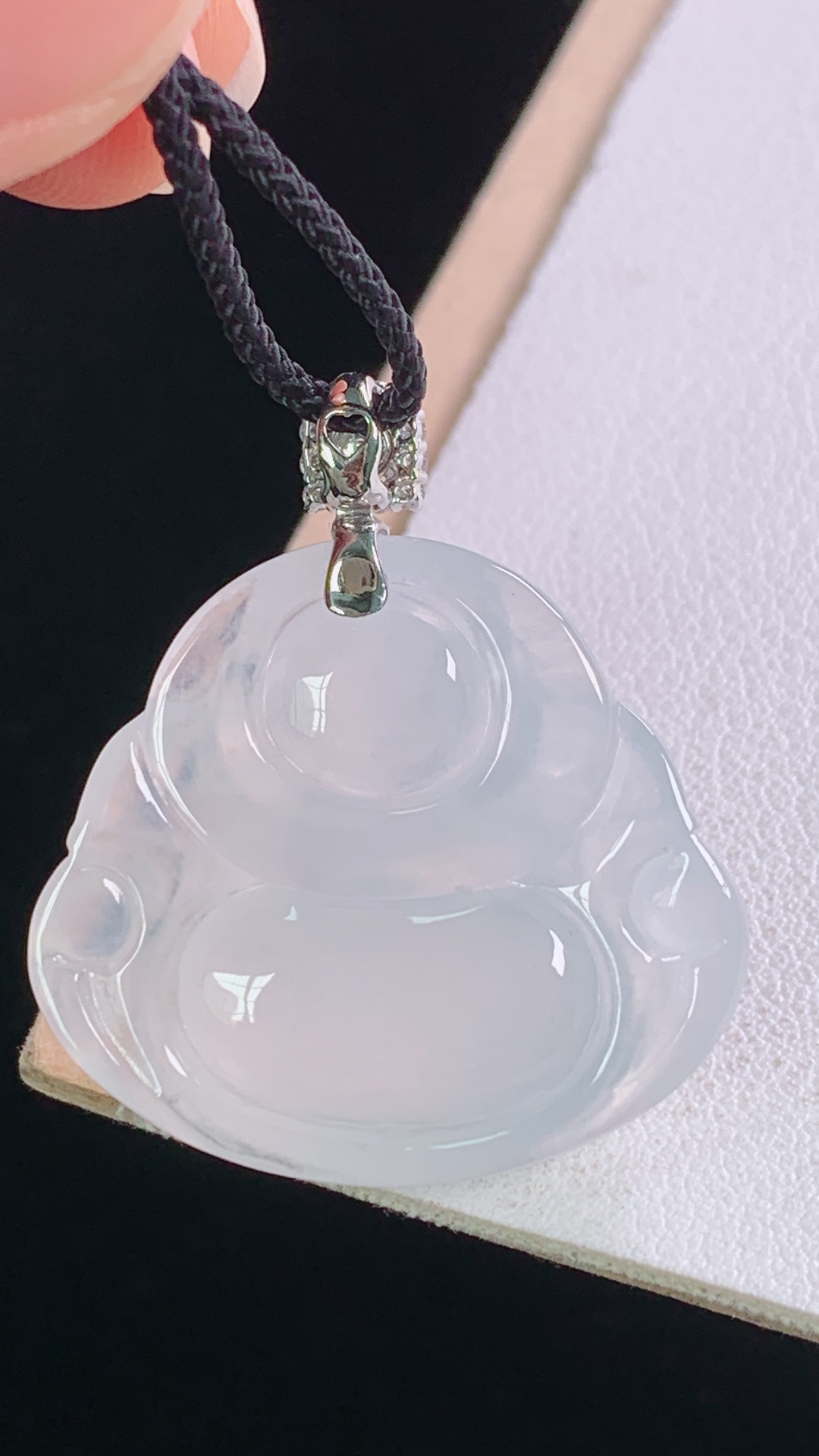 ️佛公吊坠，18K真金伴钻 种水，冰透起光，无裂 尺寸:32.3-25.4-28.9-5.6mm 4