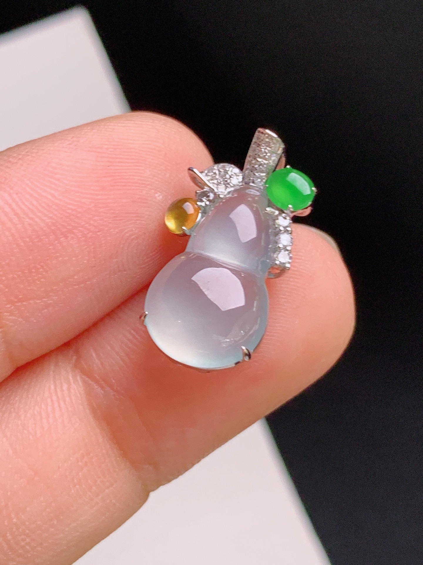 ️ 冰种葫芦吊坠，冰感满满，圆润饱满，裸石14.1-9-3.5 整体18.7 081004