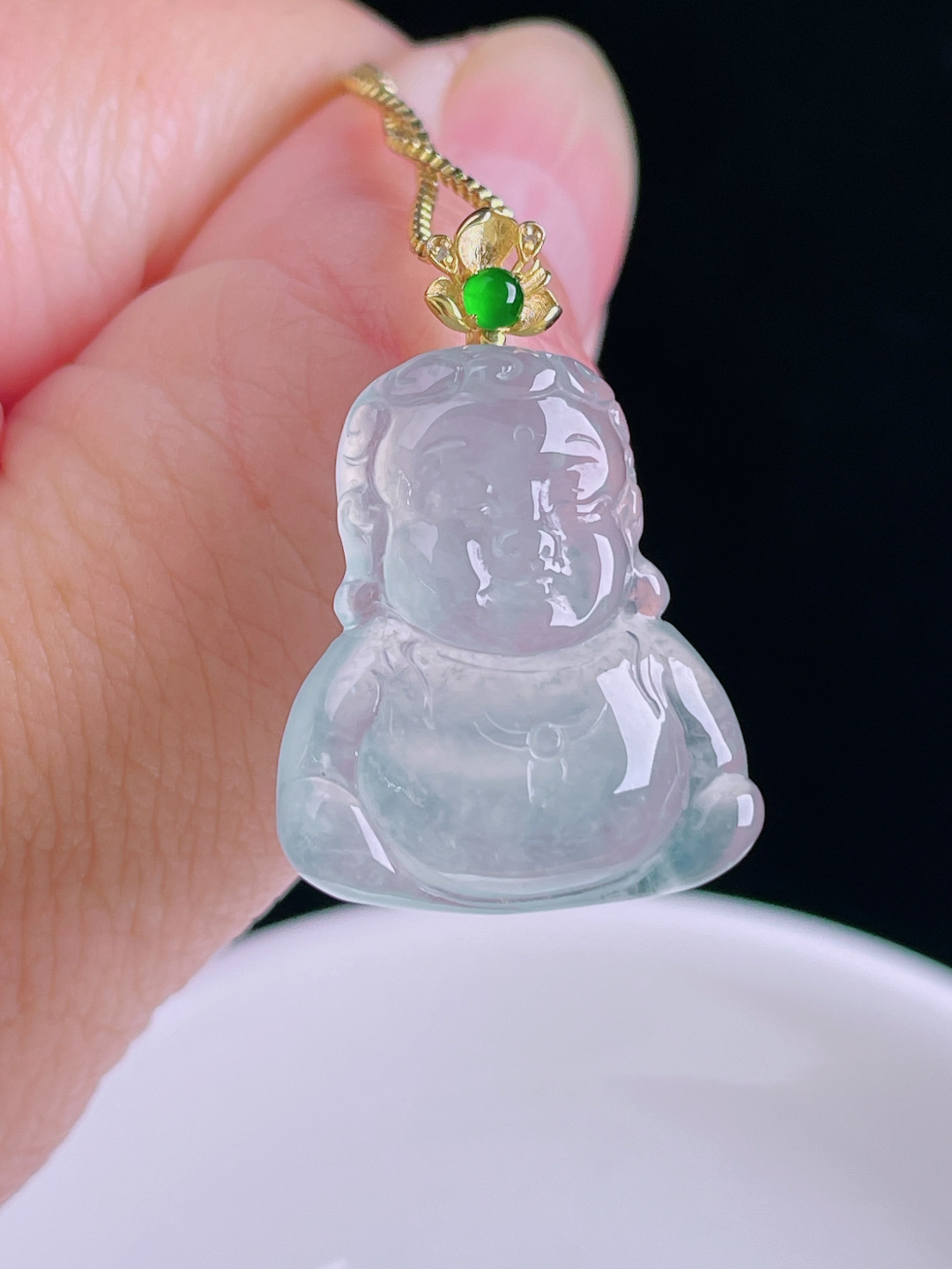 宝宝佛，18k镶嵌，老种起光，细底通透，尺寸：28裸石22.8/19.3/6mm0929