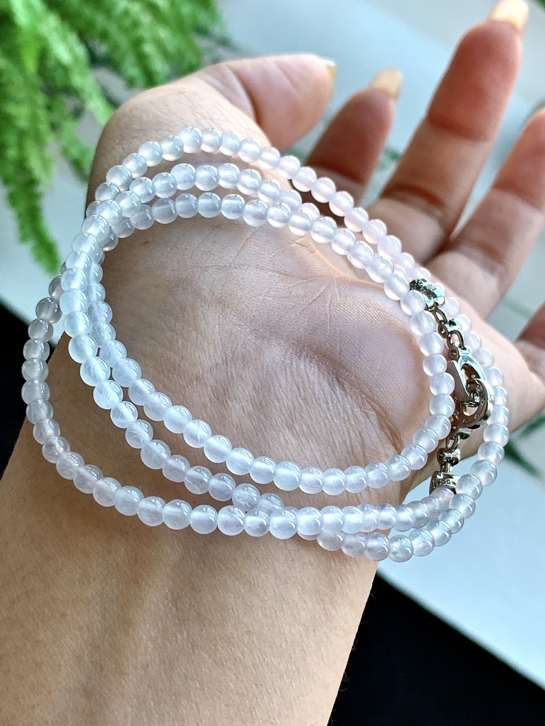 【珠子】️白冰珠链圆珠子珠链 【说明】缅甸 性比高 【尺寸】3.4mm，28cm 【重量】12.8克