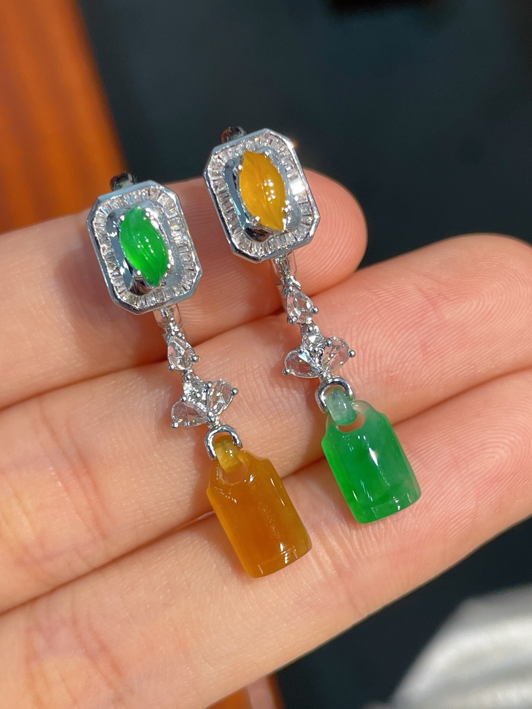 ️黄翡耳坠，无裂 18k金镶嵌，10-5.9-3.6