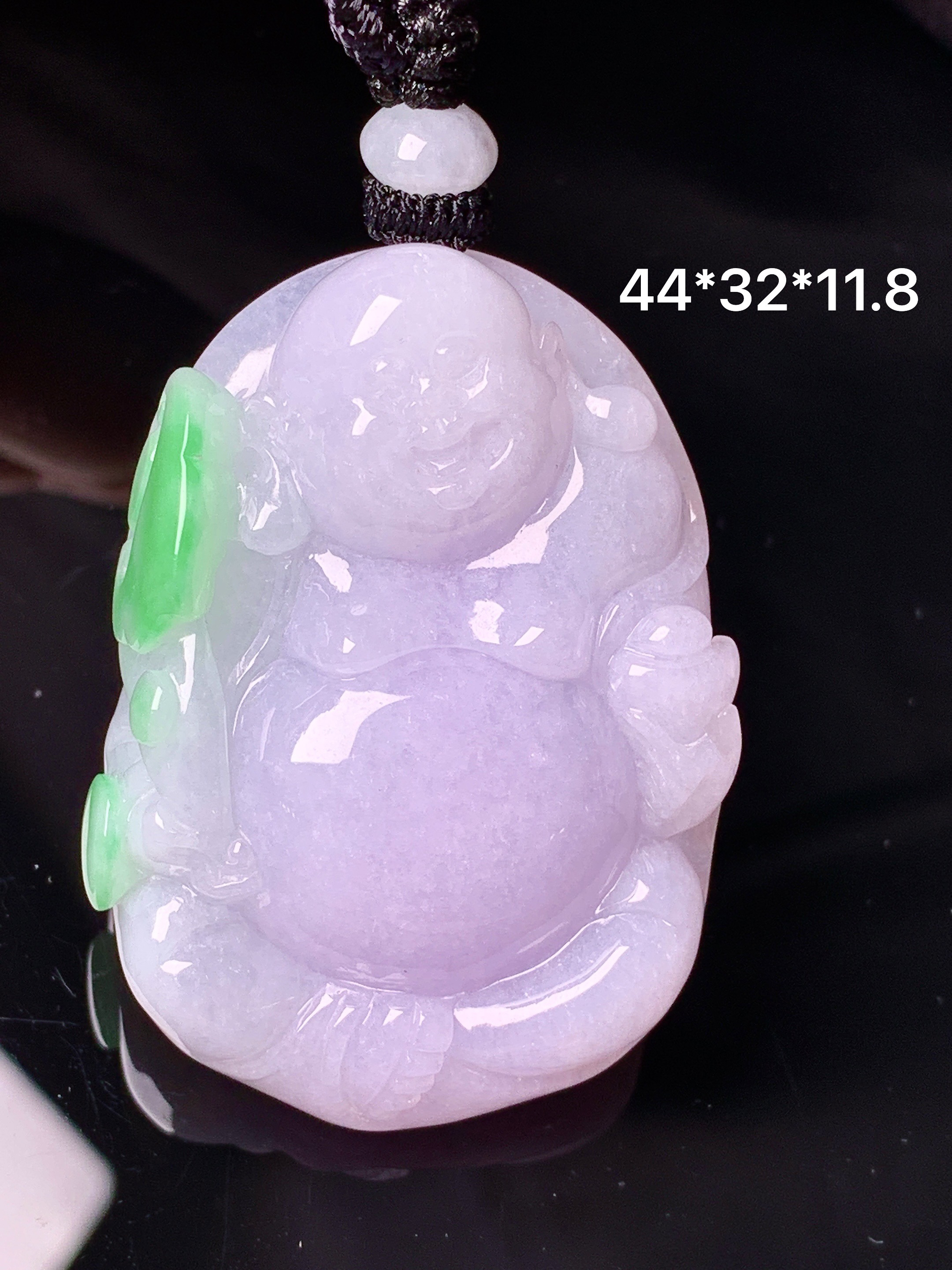 飘绿佛公吊坠 玉质细腻 色泽艳丽清新 水润亮眼 整体尺寸44*32*11.8 w1