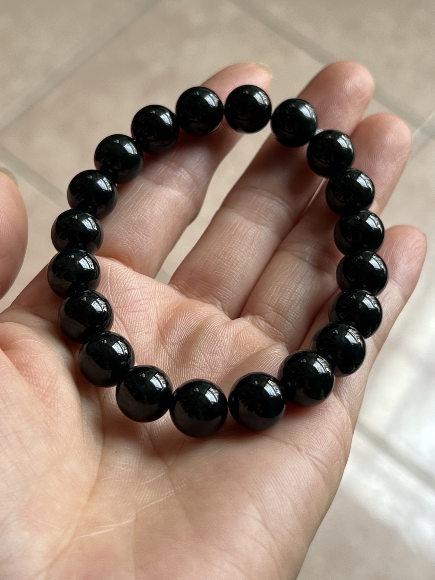 ️ 10.7 5号墨翠精品手链 10mm 乌黑油亮 质地细腻 灯照翠绿