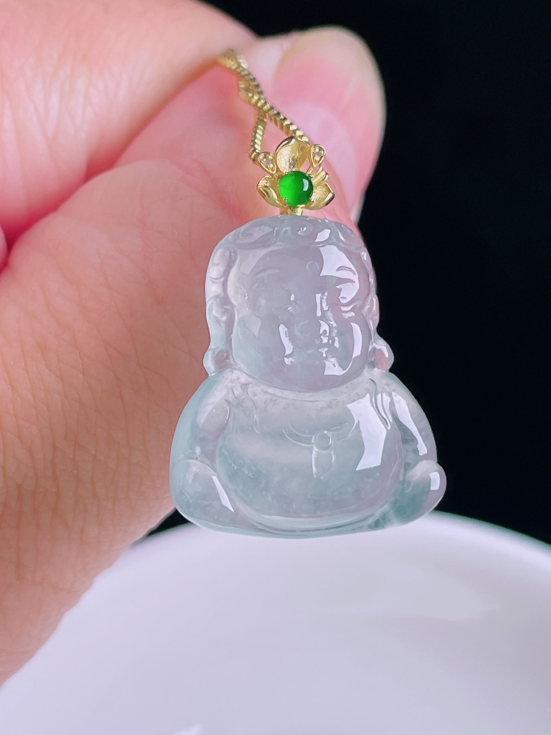 宝宝佛，18k镶嵌，老种起光，细底通透，尺寸：28裸石22.8/19.3/6mm0929
