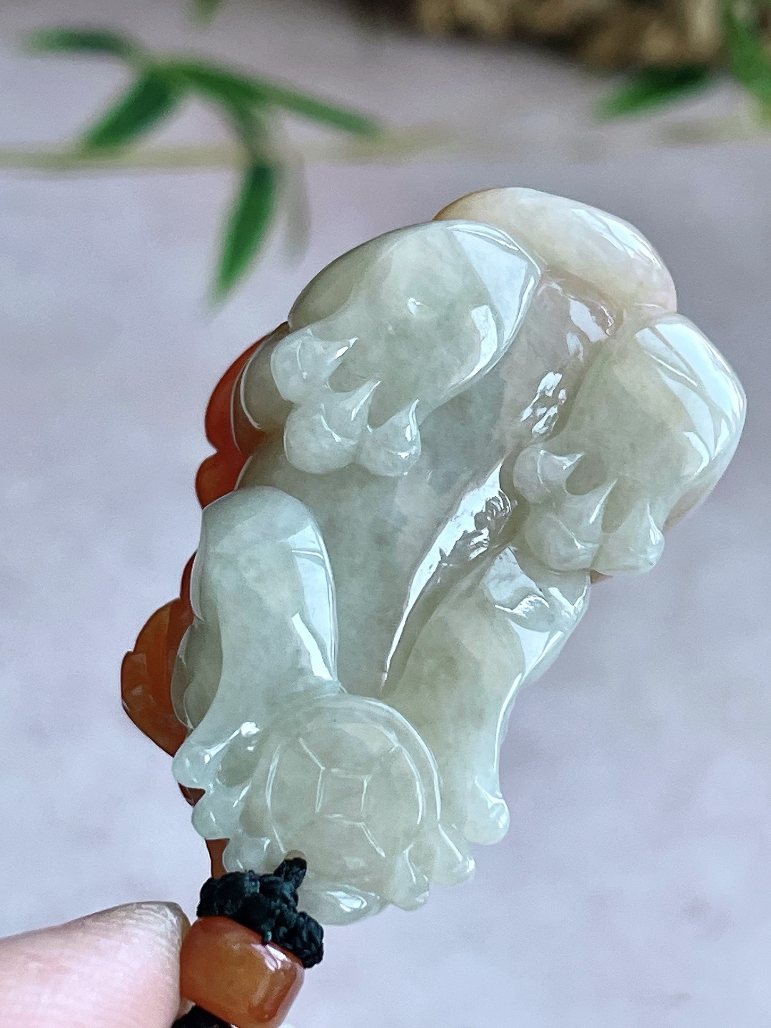 【裸石】冰红翡貔貅吊坠【说明】缅甸 无裂 性比高 超厚【尺寸】39-23.1-15.7【重量】29.1克