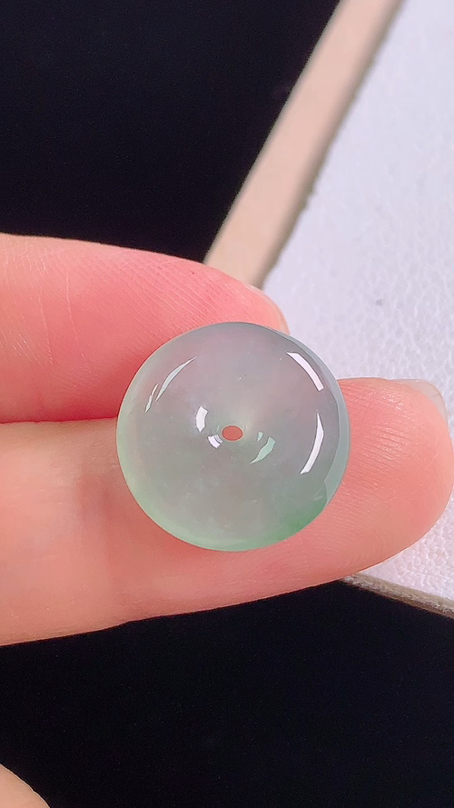 冰种平安扣，无裂，尺寸:14.1-4.7mm 4