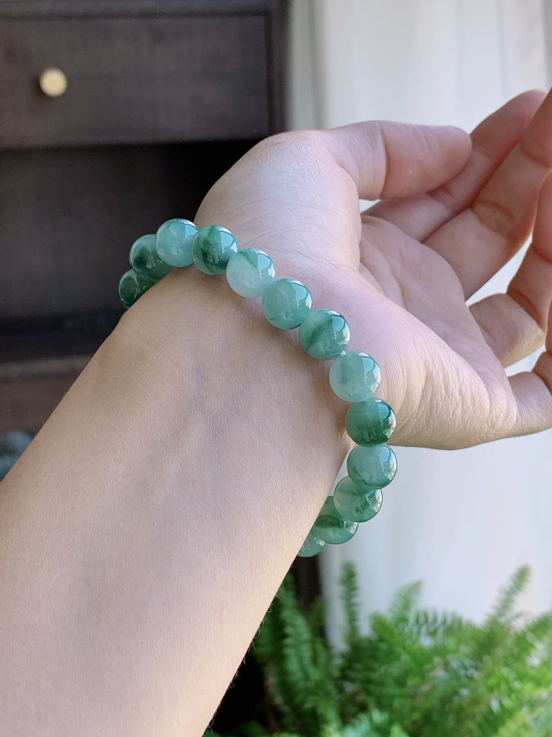 【珠子】冰种飘花手链圆珠珠子手链 【说明】缅甸 性比高 【尺寸】9.7mm 【重量】32.8克