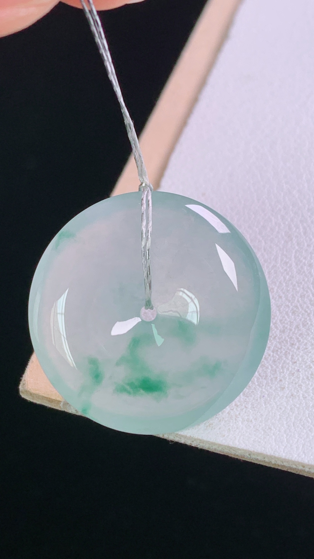 冰飘花平安扣，花色灵动，冰清玉洁，无裂，尺寸:24.1-5.7mm 4