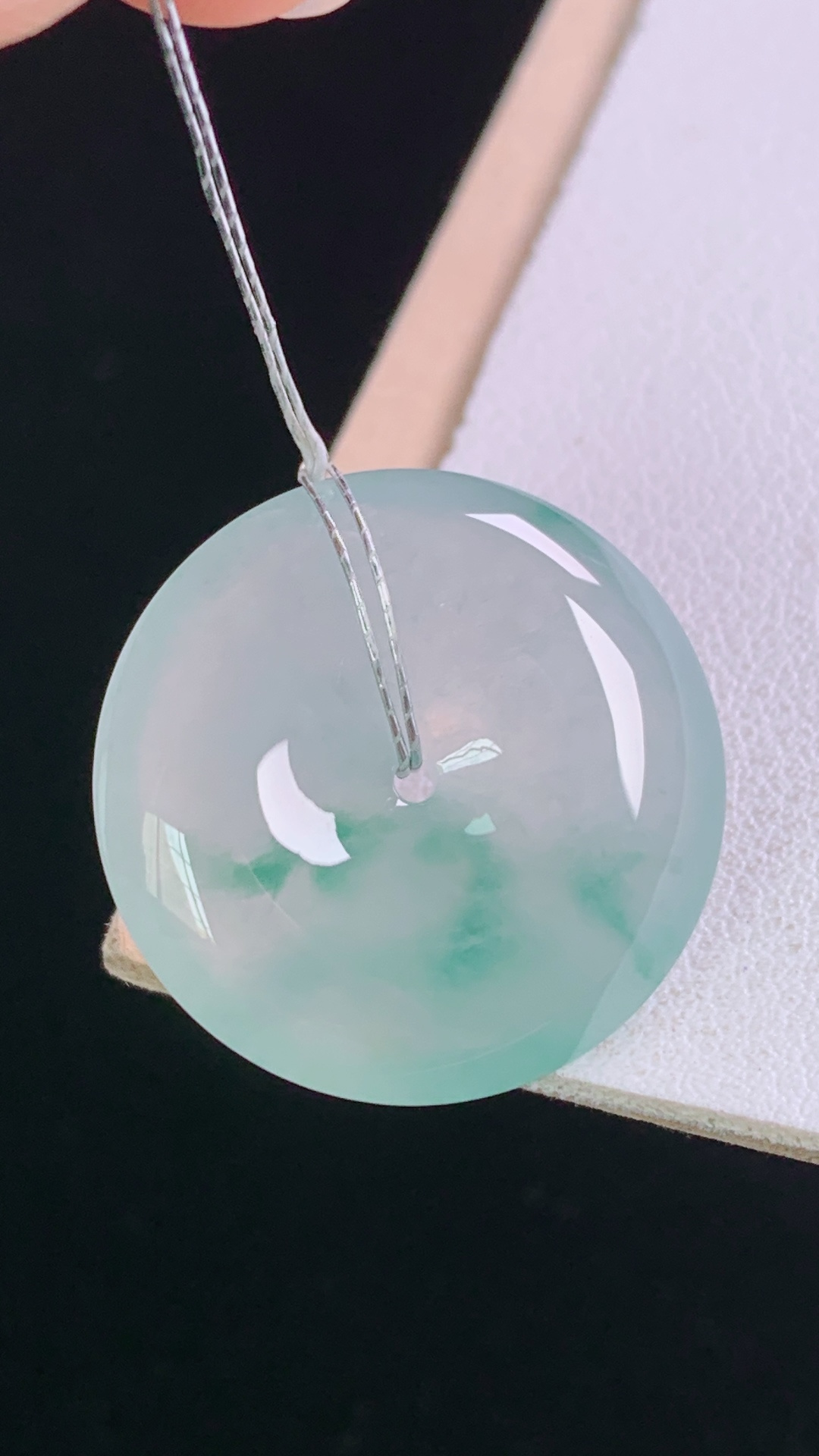 冰飘花平安扣，花色灵动，冰清玉洁，无裂，尺寸:24.1-5.7mm 4