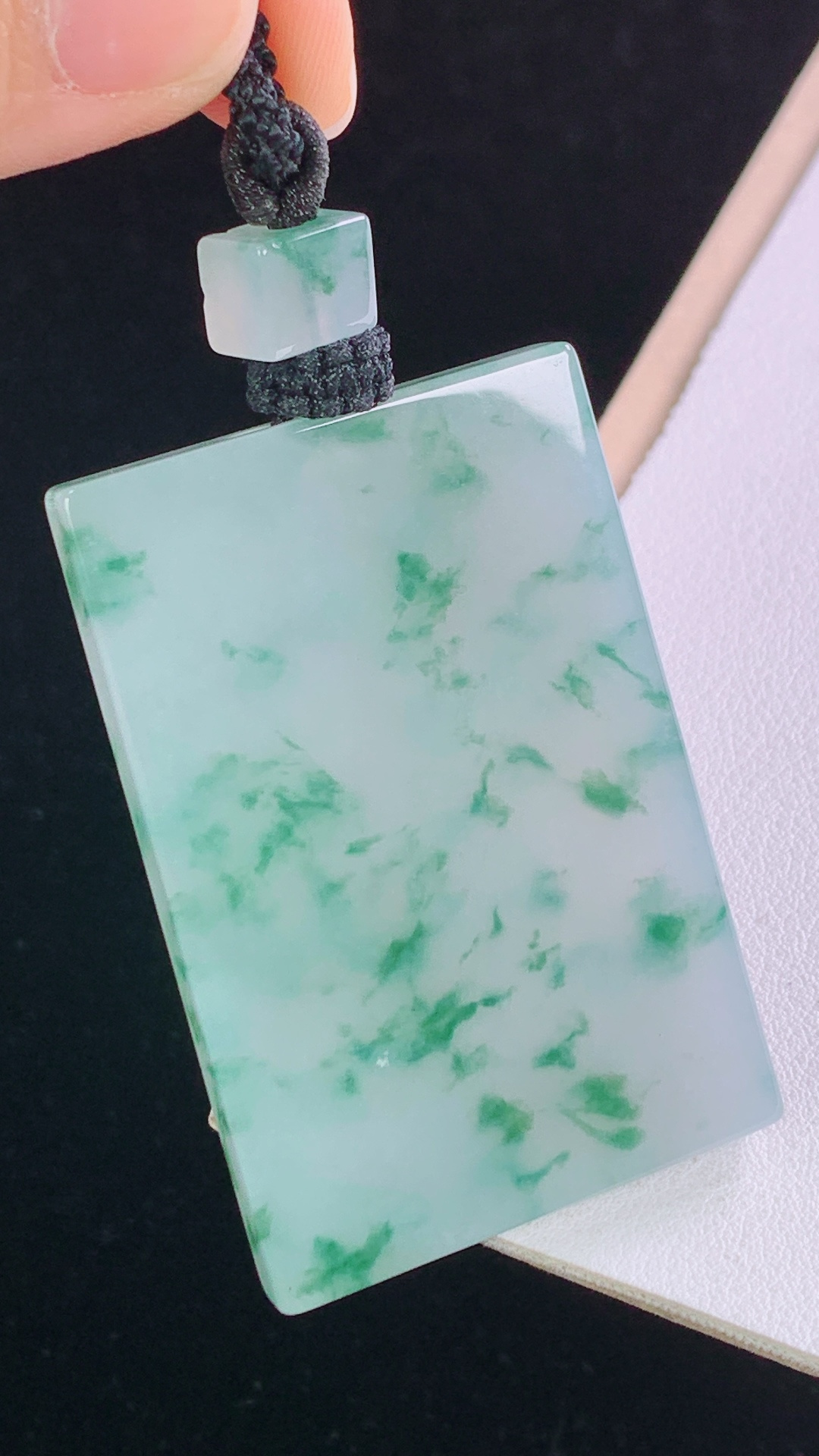 ️冰飘花无事牌 花色灵动，底子细腻，无裂，尺寸:53.0-35.6-5.6mm 4