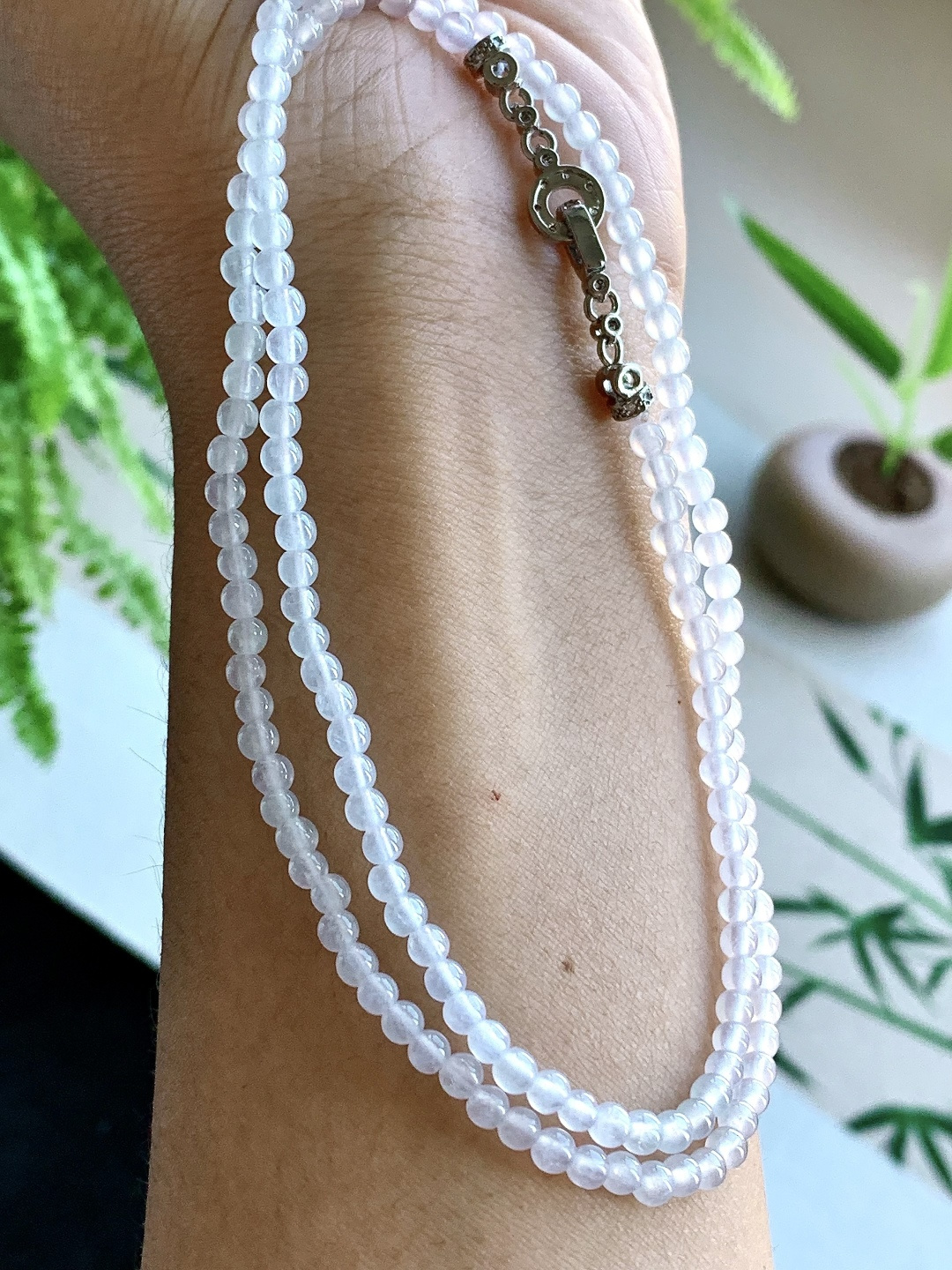 【珠子】️白冰珠链圆珠子珠链 【说明】缅甸 性比高 【尺寸】3.4mm，28cm 【重量】12.8