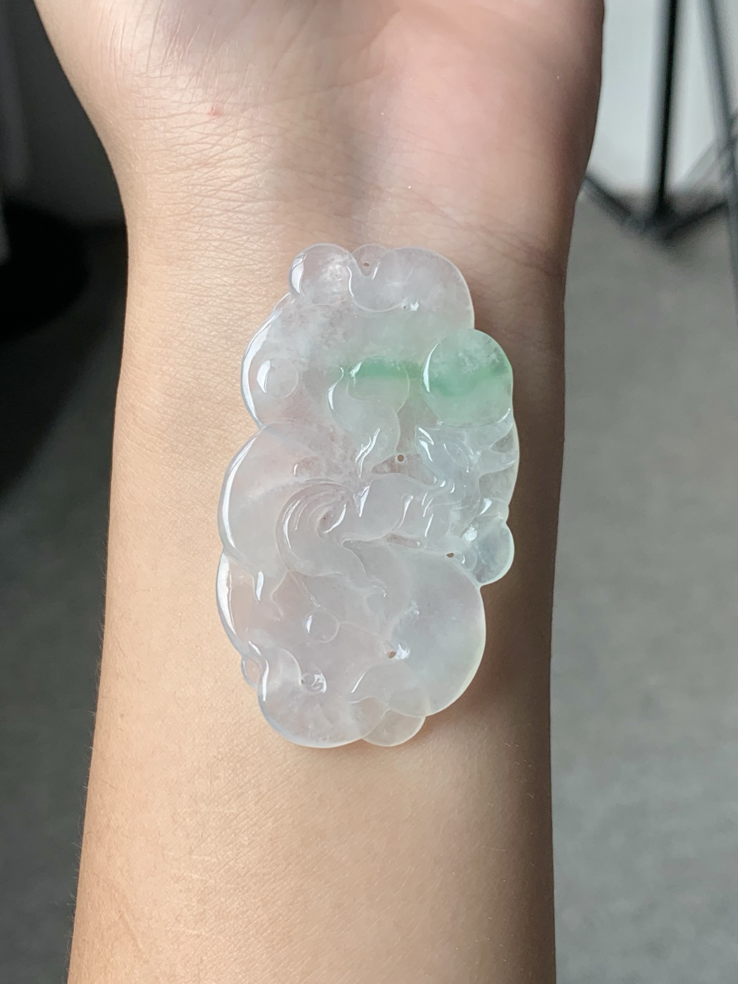 一口 没有折扣 冰飘花九尾狐 胶润细腻 飘花飘逸 尺寸53-31-4.2【C8832BDI】