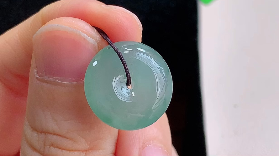 ️ 平安扣，无裂，尺寸16.9-5.8mm，包A附证书