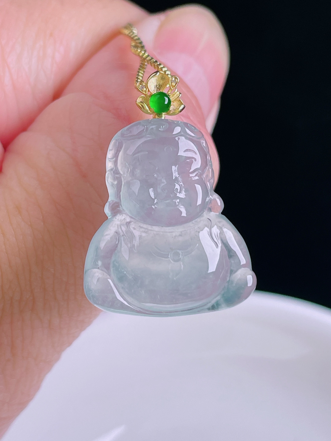 宝宝佛，18k镶嵌，老种起光，细底通透，尺寸：28裸石22.8/19.3/6mm0929