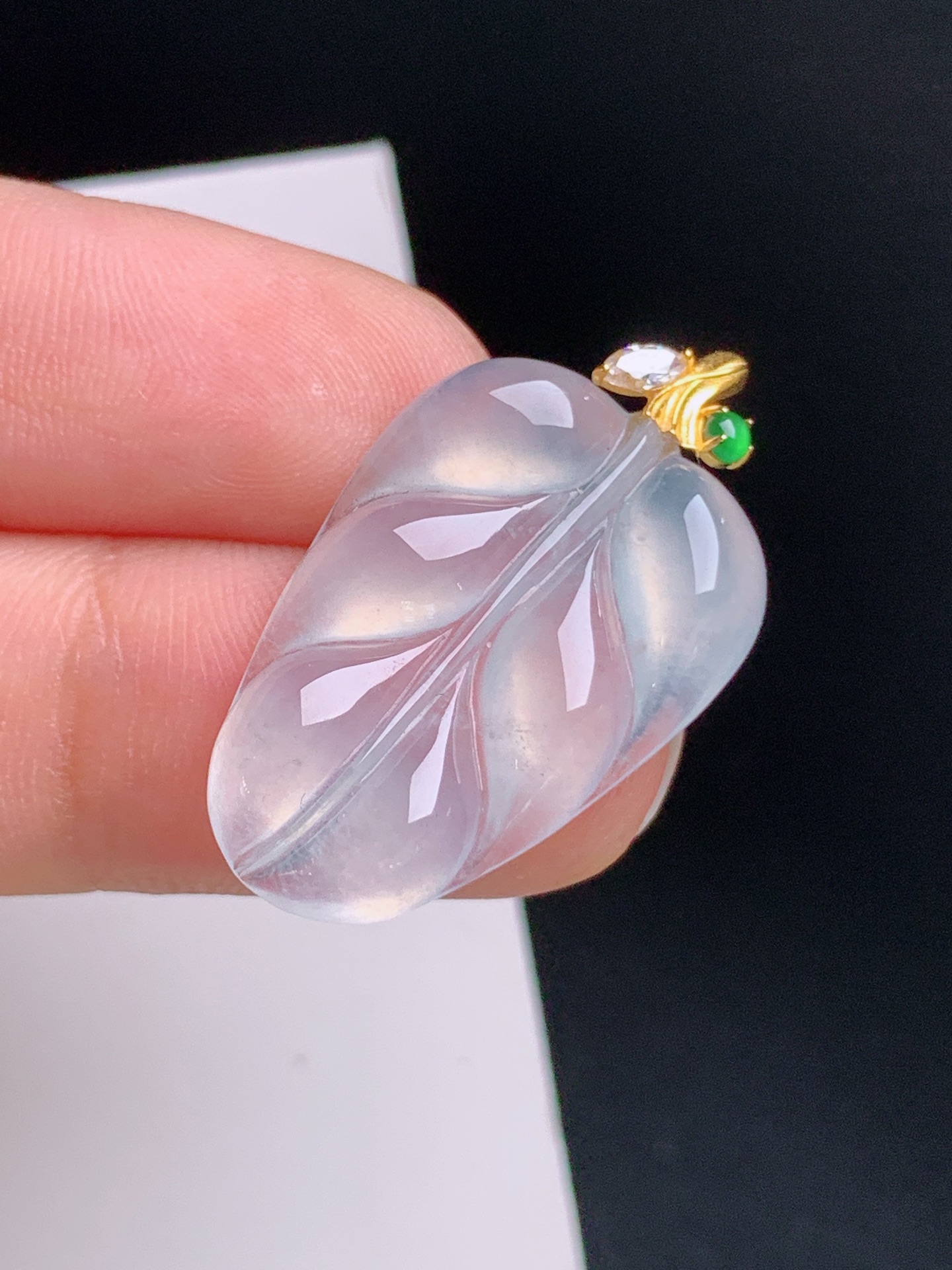 ️ 冰种树叶吊坠，通透莹润，线条流畅 081004