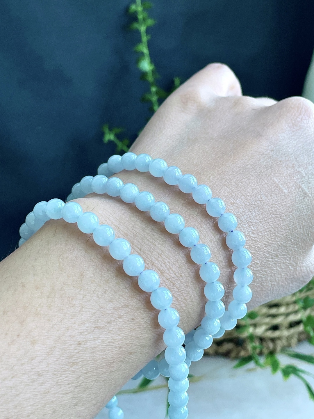 【珠子】珠链圆珠珠子珠链 【说明】缅甸 性比高 【尺寸】6.2mm，33cm 【重量】43克