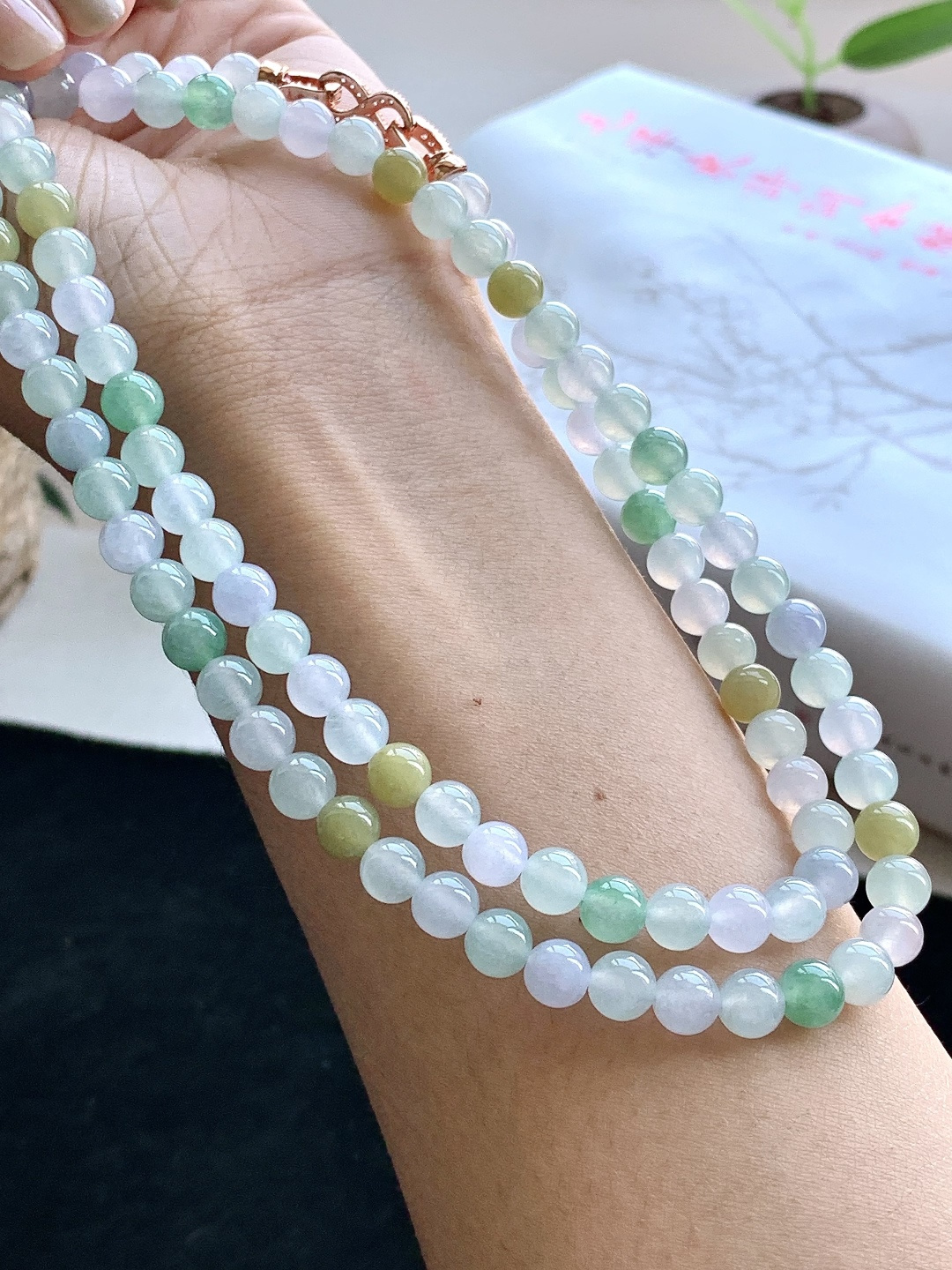 【珠子】️冰多宝珠链圆珠子珠链 【说明】缅甸 性比高 【尺寸】6.6mm，33cm 【重量】51.5克