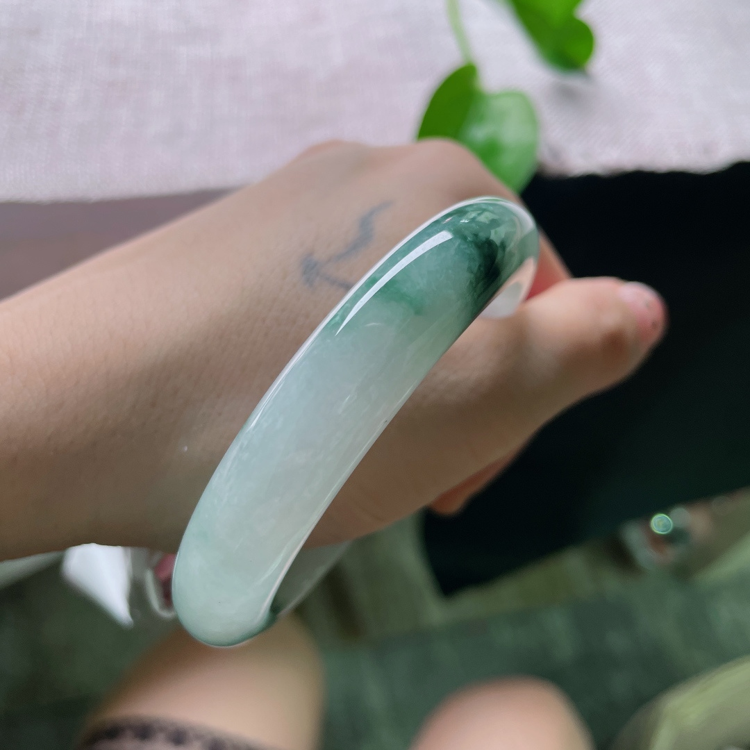 56.1/12.5/9，飘花正圈，优雅脱俗，种老水头好，皮纹，ss57402a