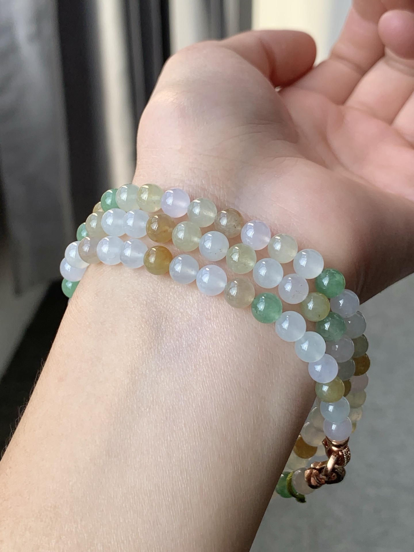 一口 没有折扣 冰润多宝珠链 色泽亮丽 胶润细腻 尺寸5.6 颗数108【1008LX-031】