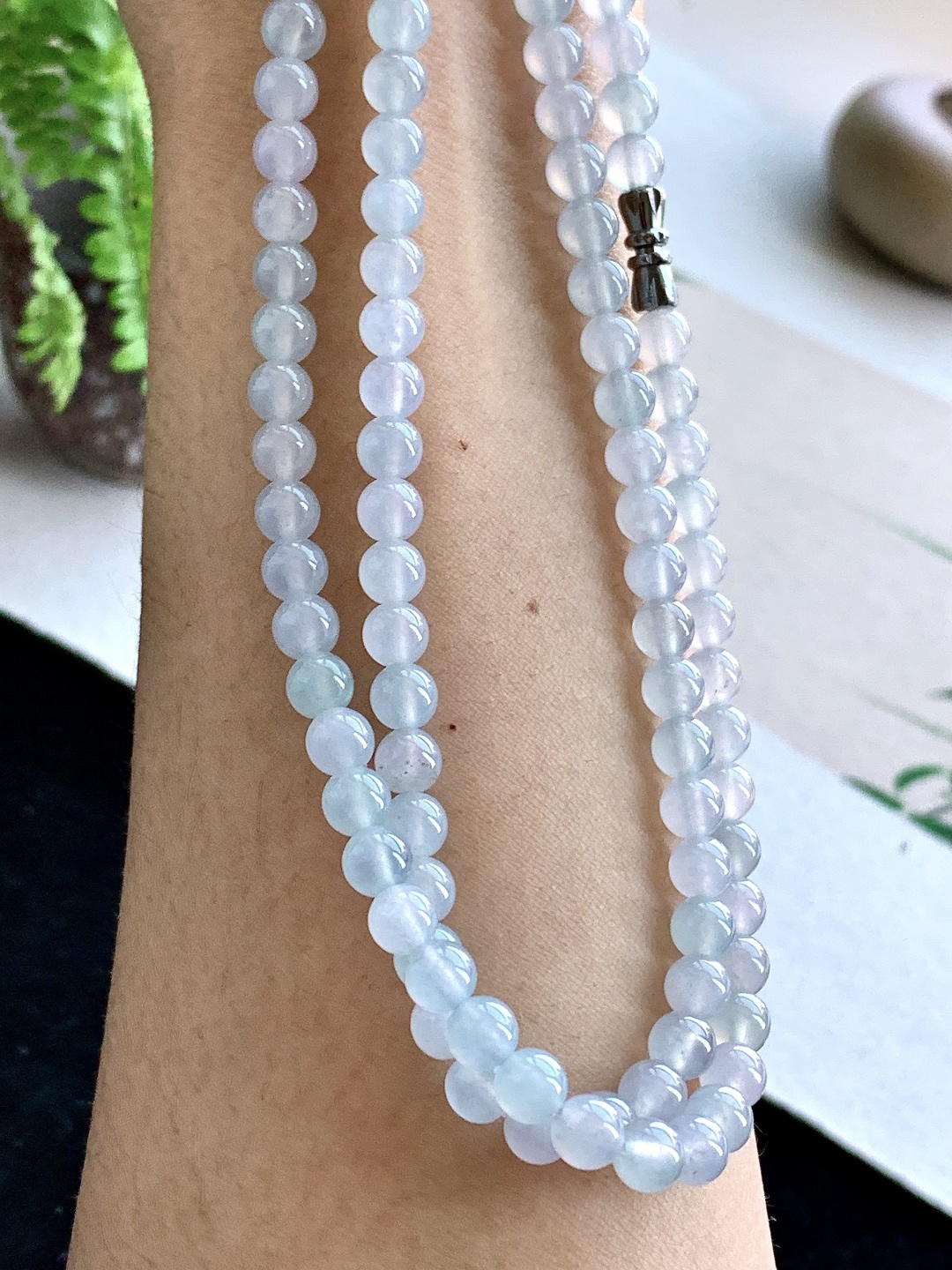 【珠子】️冰晴水珠链圆珠子珠链 【说明】缅甸 性比高 【尺寸】5.8mm，35cm 【重量】43克
