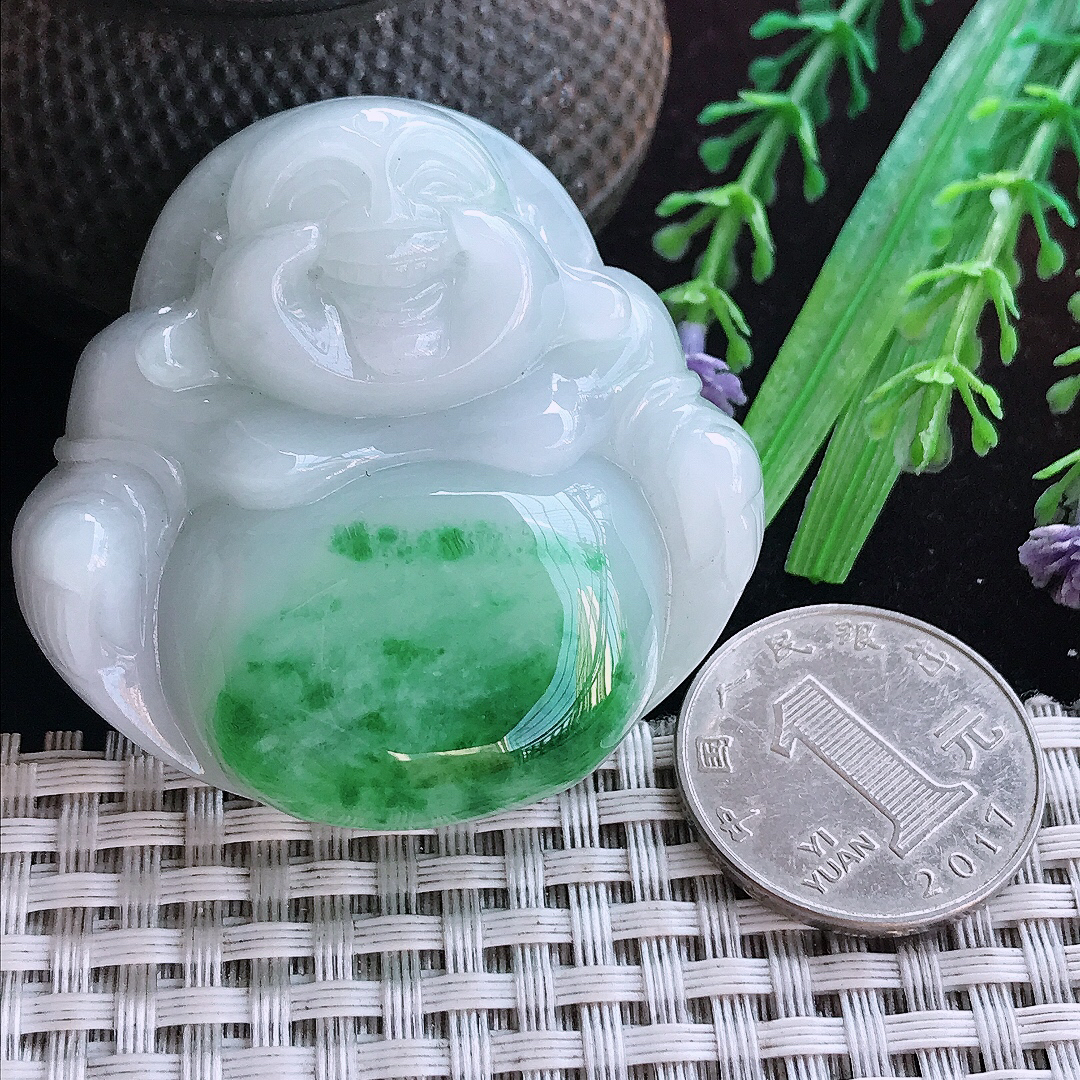 实拍A货翡翠47.8/50/14.2老坑精美辣阳绿大佛公吊坠翡翠玉牌挂件