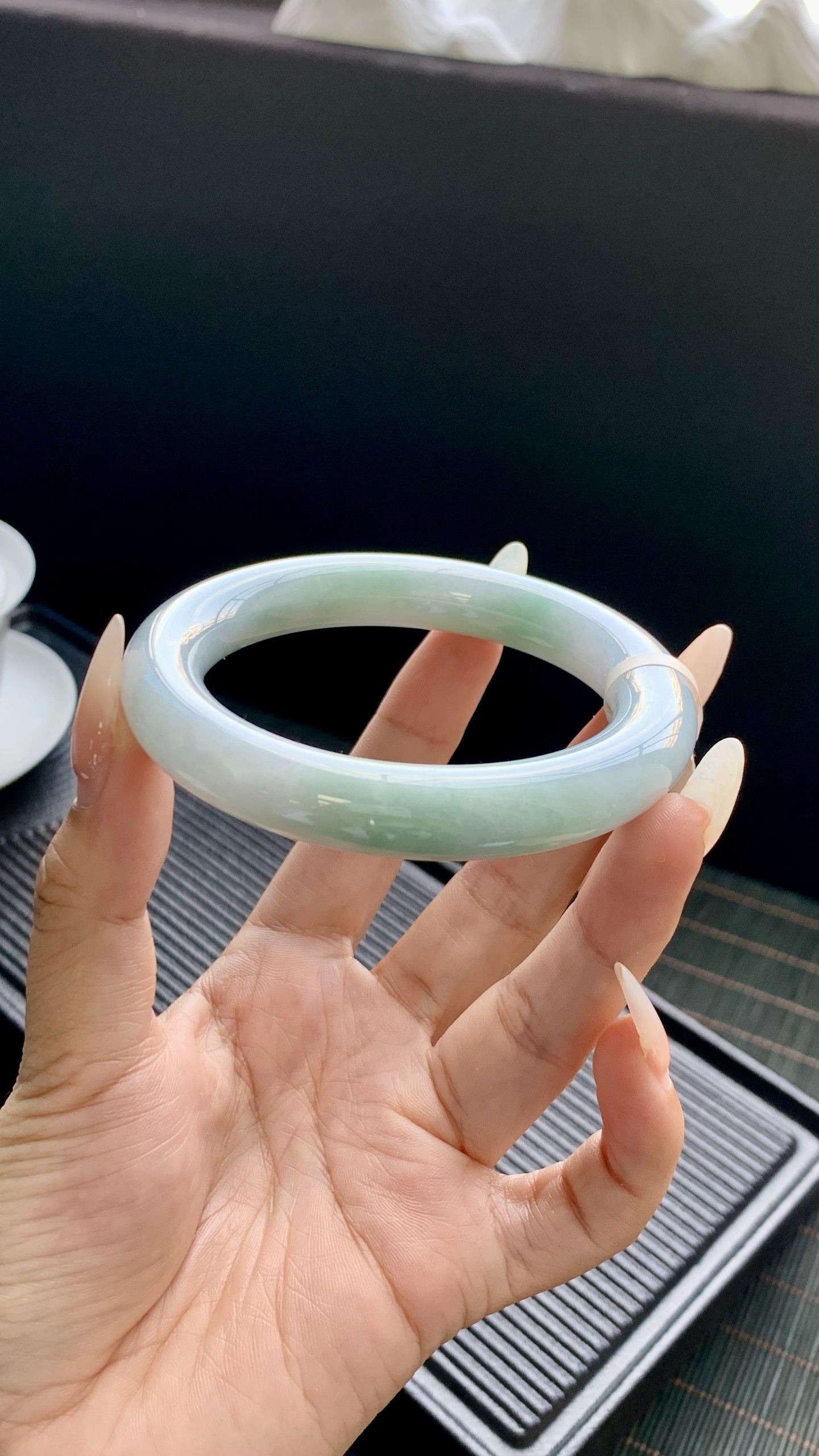 飘绿圆条手镯成品 HYC-894 尺寸：57-11-11