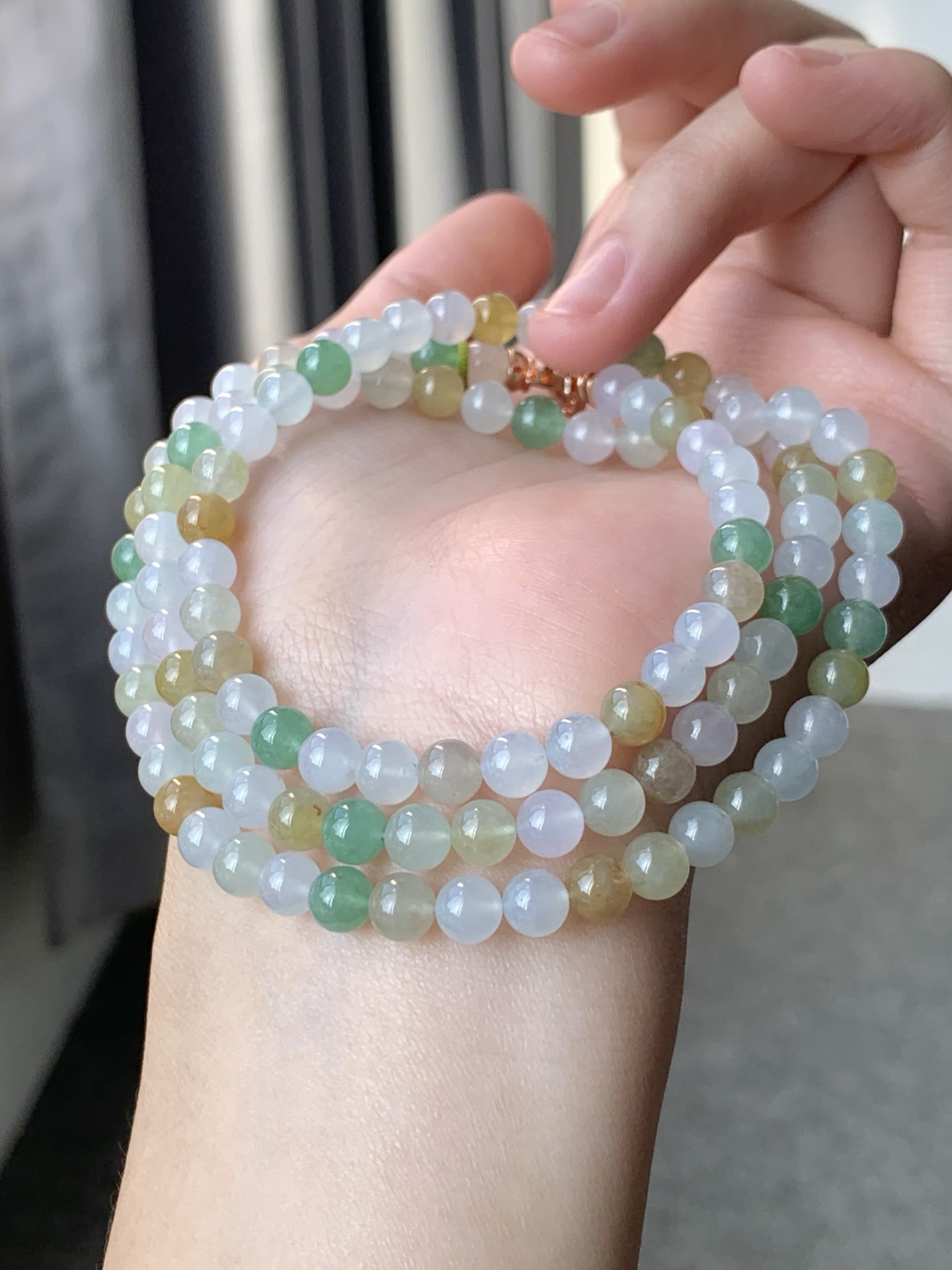 一口 没有折扣 冰润多宝珠链 色泽亮丽 胶润细腻 尺寸5.6 颗数108【1008LX-031】
